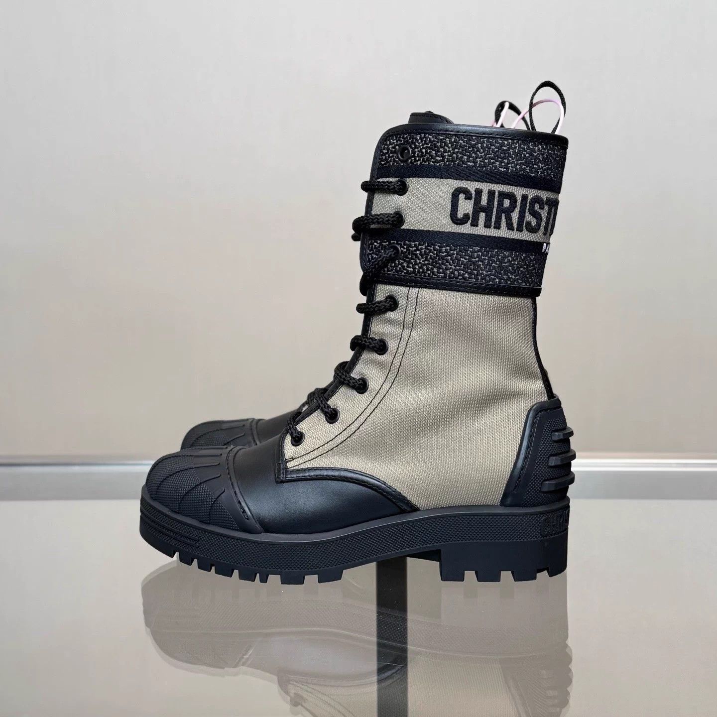 Dior Dior D-Major khaki colorblock short boots wmn 36 Size US 5 / IT 35 - 5 Thumbnail