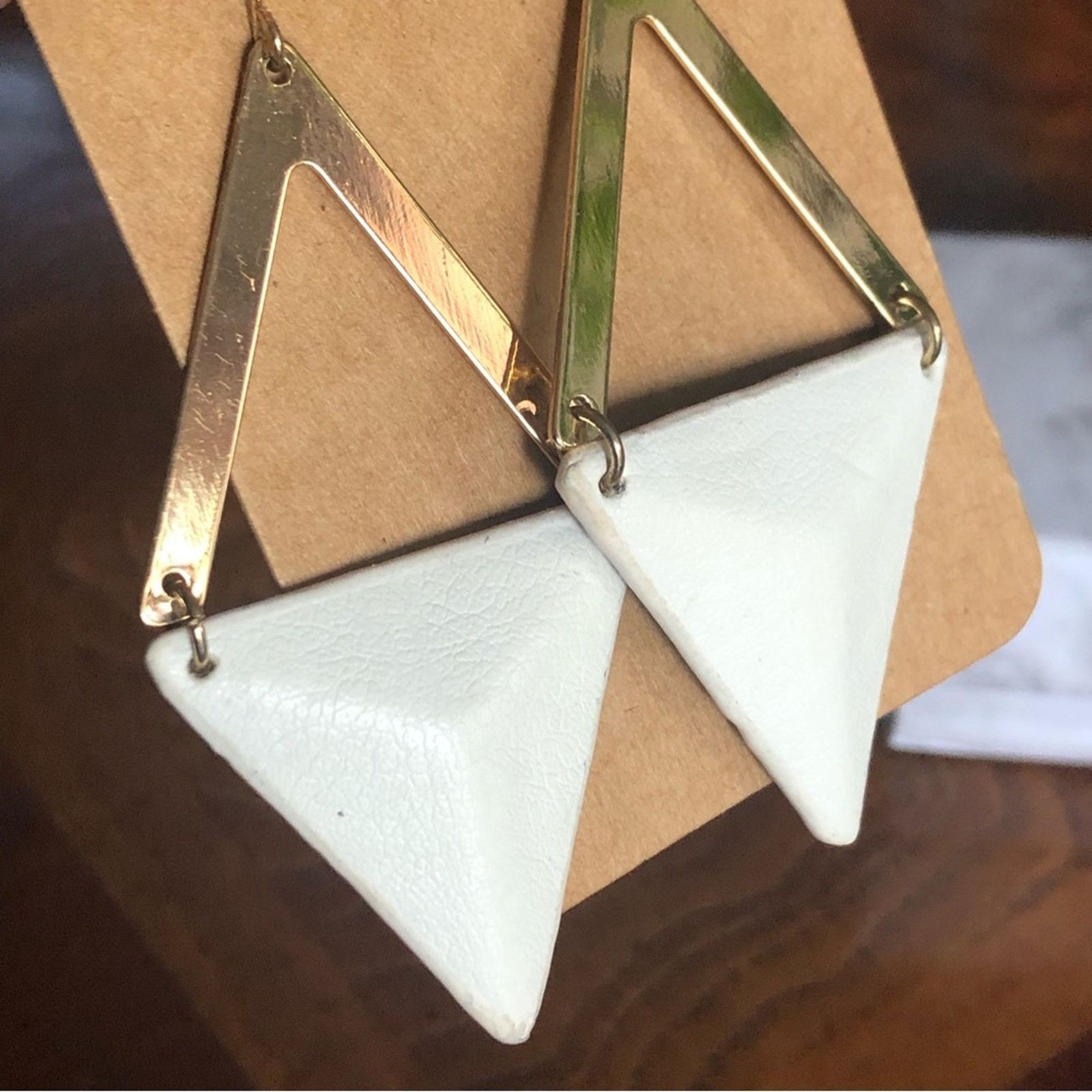 Jewelry Shiny gold plated triangular genuine white leather earrings Size ONE SIZE - 4 Thumbnail