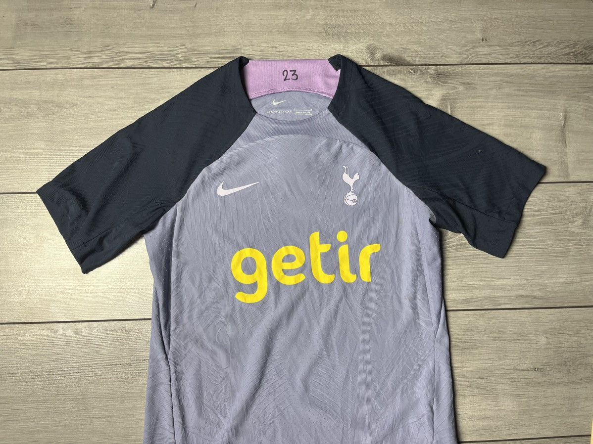 Nike Nike Tottenham home jersey 2023/24 Size US S / EU 44-46 / 1 - 3 Thumbnail