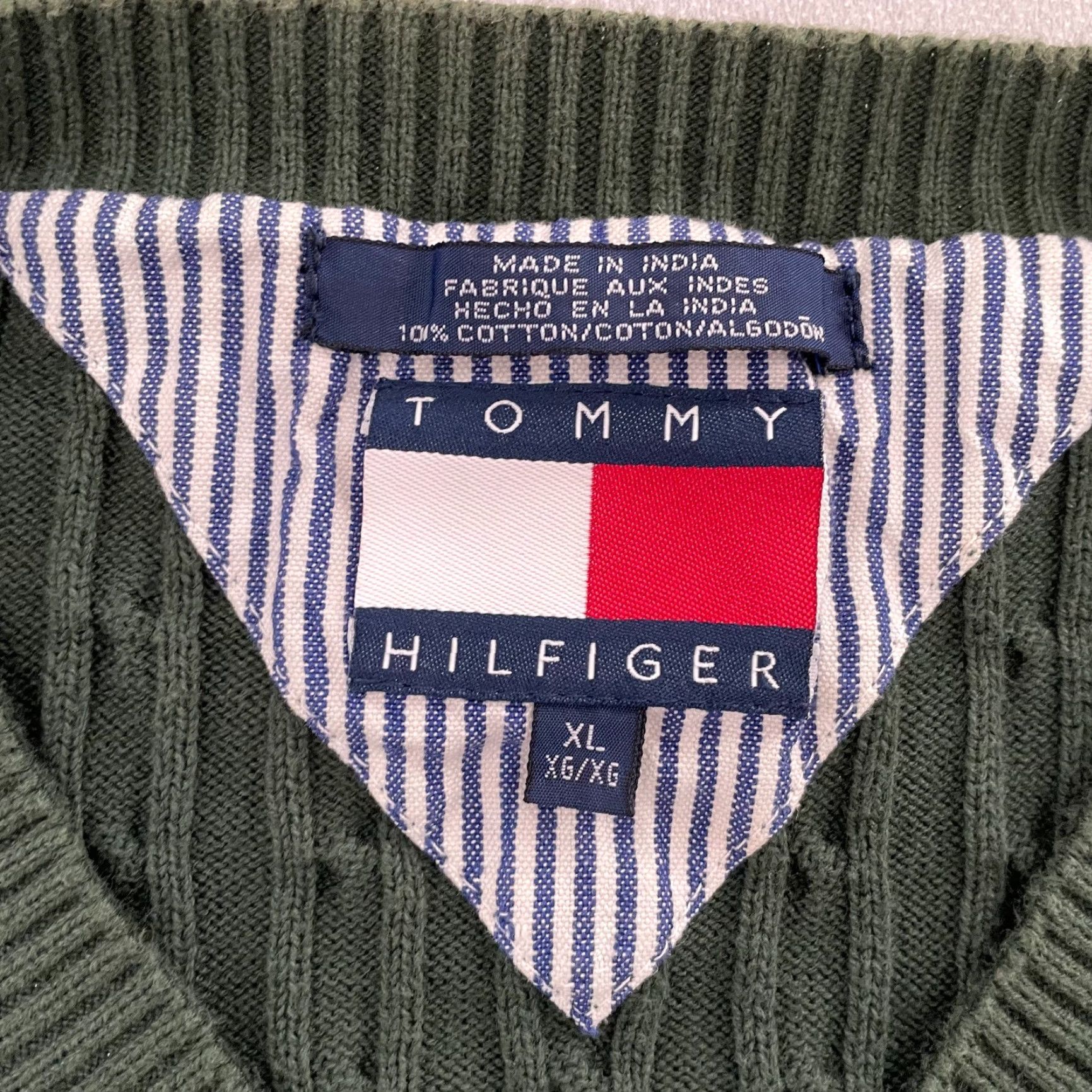 Tommy Hilfiger VINTAGE Tommy Hilfiger Sweater Adult XL Green Cable Knit V-Neck Logo 90s Mens Size US XL / EU 56 / 4 - 4 Thumbnail