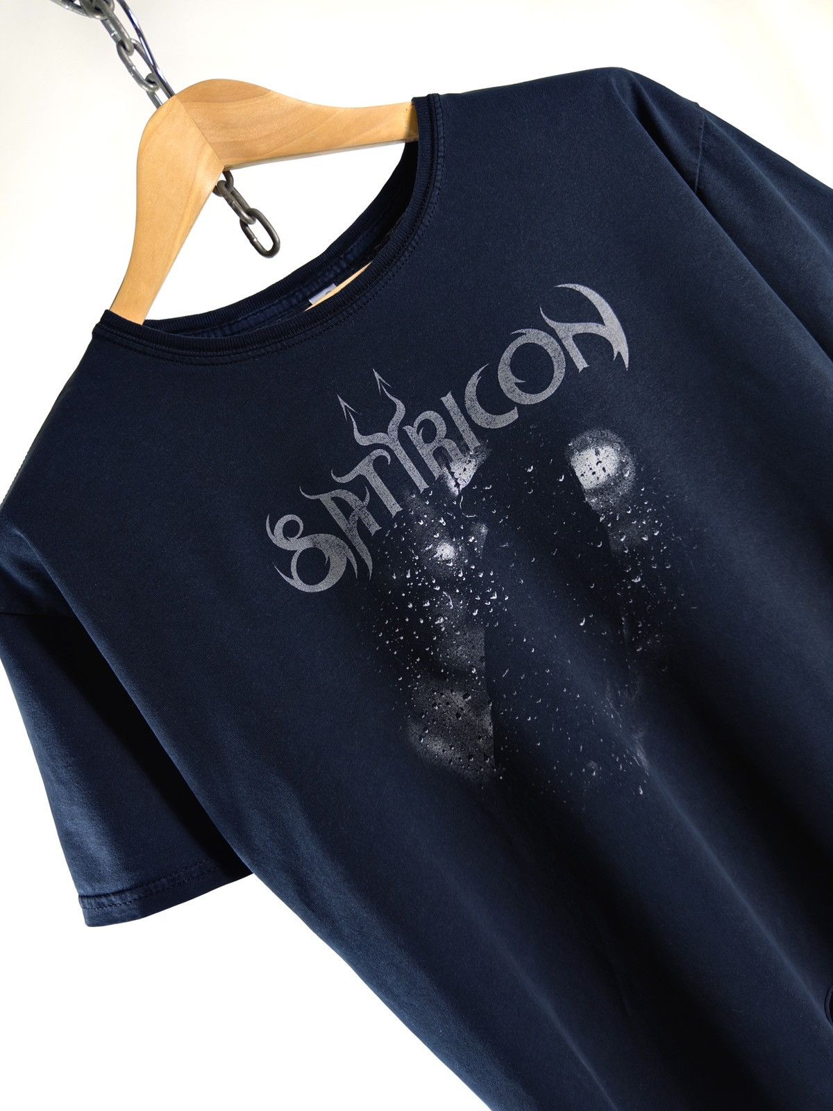 Band Tees 00s Vintage Satyricon Skull Distressed Black Metal Rock Tee Size US L / EU 52-54 / 3 - 4 Thumbnail