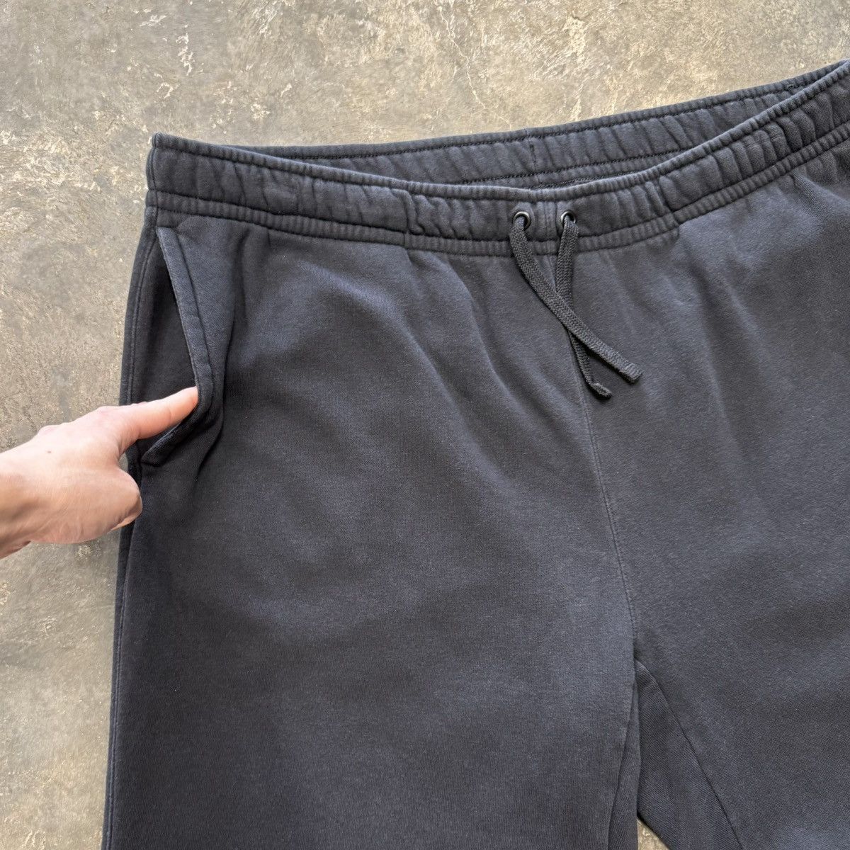 Nike Nike Black Swoosh Fleece Sweatpants Joggers Size US 36 / EU 52 - 2 Thumbnail