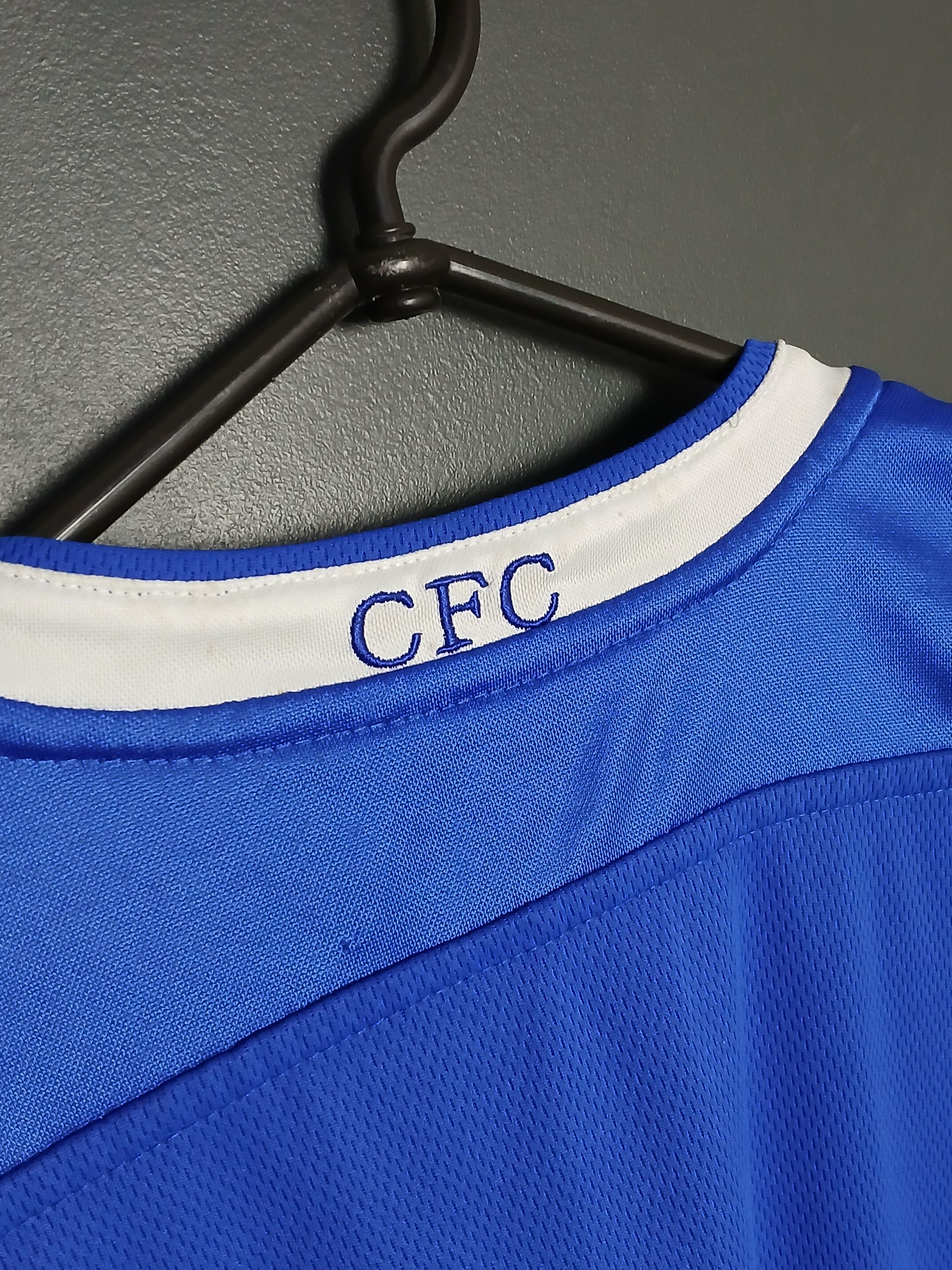 Chelsea Soccer Chelsea 2003/2005 Home Football Jersey T-Shirt Size US S / EU 44-46 / 1 - 4 Thumbnail