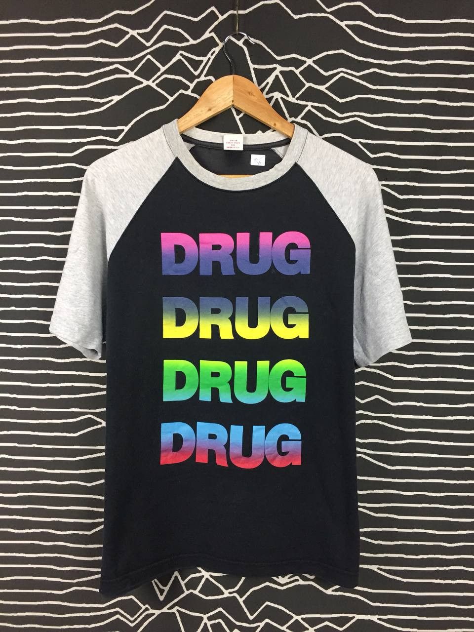 Japanese Brand Vtg Drug Store's Japanese Brand Spell Out Tee Size US L / EU 52-54 / 3 - 1 Thumbnail