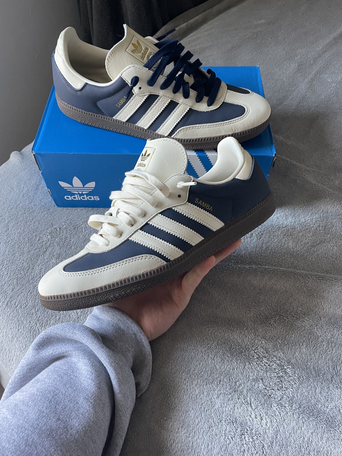 Adidas 2024 Wmns Samba OG 'Night indigo crew white' Size US 11 / EU 44 - 2 Thumbnail