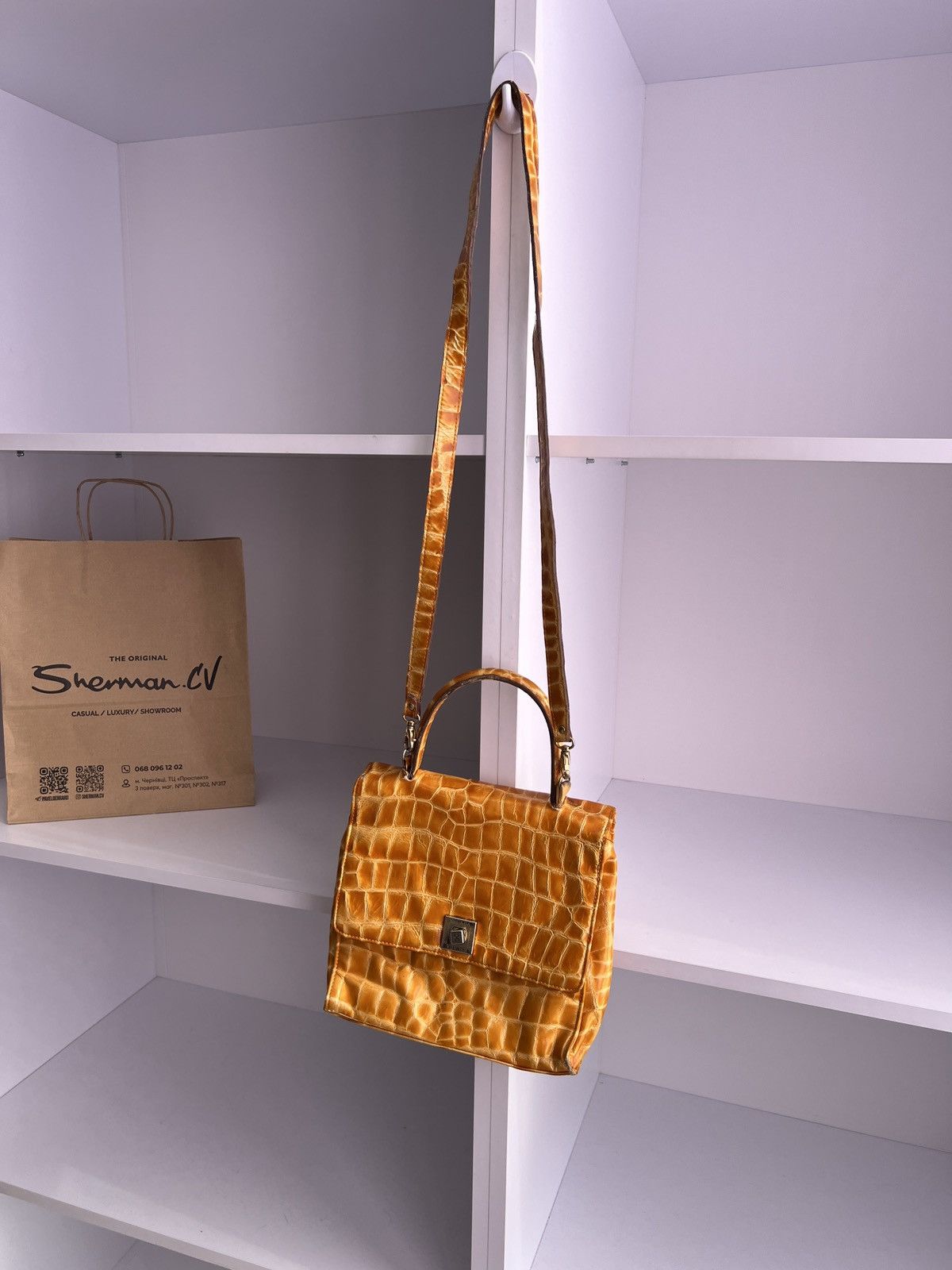Designer × Escada × Vintage Vintage ESCADA Shoulder Bag Crocodile Pattern Leather Size ONE SIZE - 3 Thumbnail