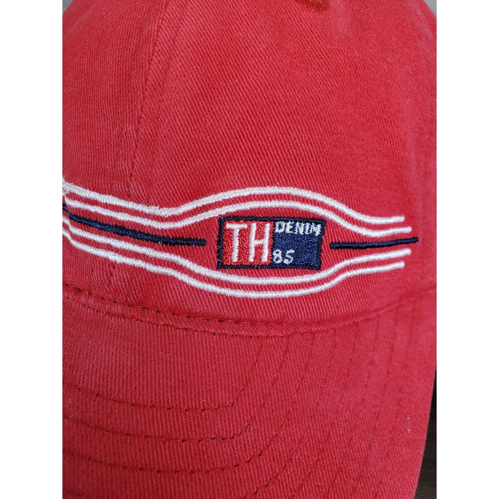 Tommy Hilfiger × Vintage Tommy Hilfiger Red Hat Cap TH Denim One Size Surf Athletics Size ONE SIZE - 2 Thumbnail