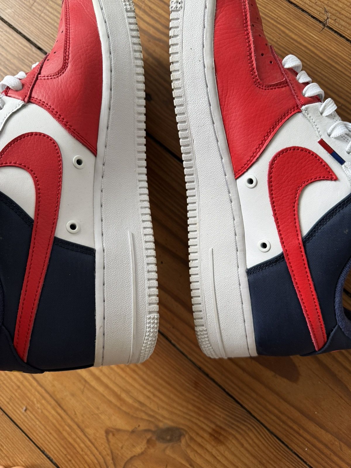 Nike Nike Air Force 1 Mini Swoosh July 4th Independence Day 2017 Size US 10 / EU 43 - 7 Thumbnail