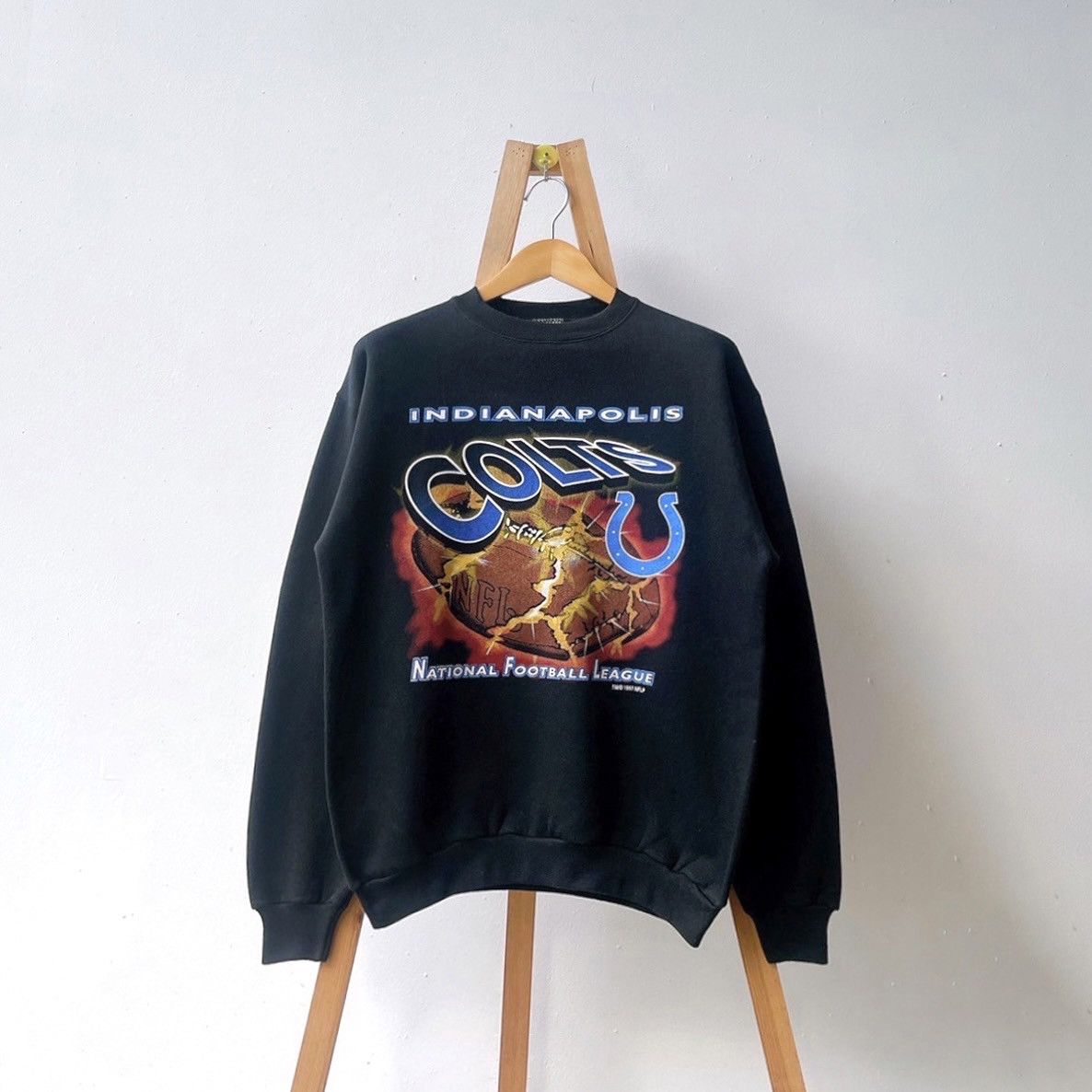 Logo 7 × Vintage 90s Indianapolis Colts NFL sweatshirt/ M Size US M / EU 48-50 / 2 - 1 Thumbnail