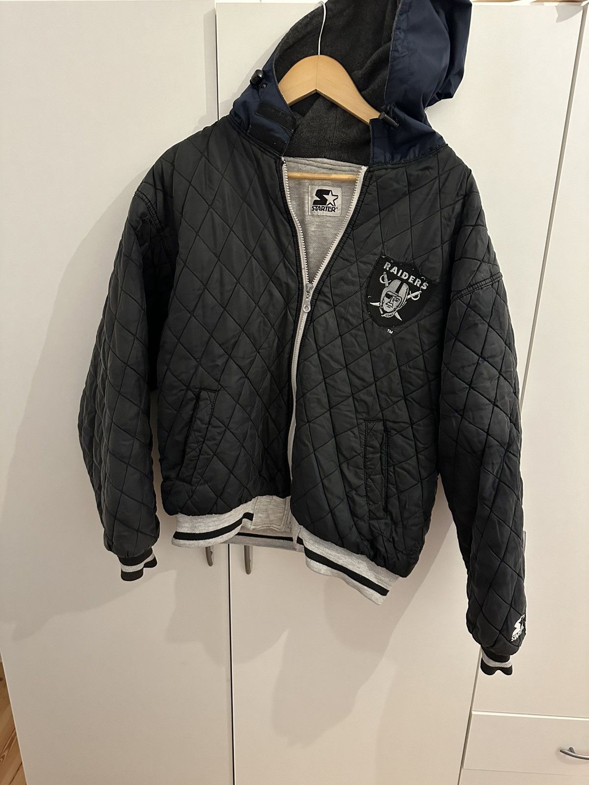 Starter Starter Jacke Los Angeles Raiders Size XL NFL Starter JACKET Size US XL / EU 56 / 4 - 5 Thumbnail