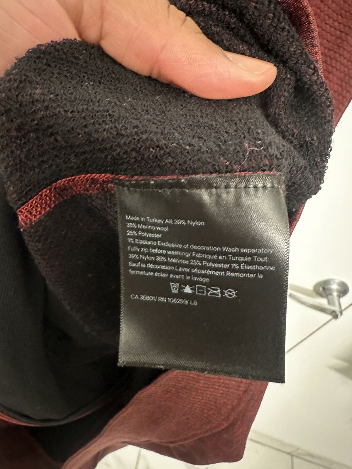 Lululemon Engineered Warmth Red Jacket – XXL – Gently Used Size US XXL / EU 58 / 5 - 4 Thumbnail