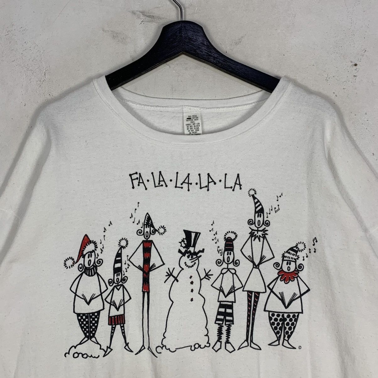 Vintage Vintage white crewneck with a caroling graphic Sweatshirt Size US XL / EU 56 / 4 - 2 Thumbnail