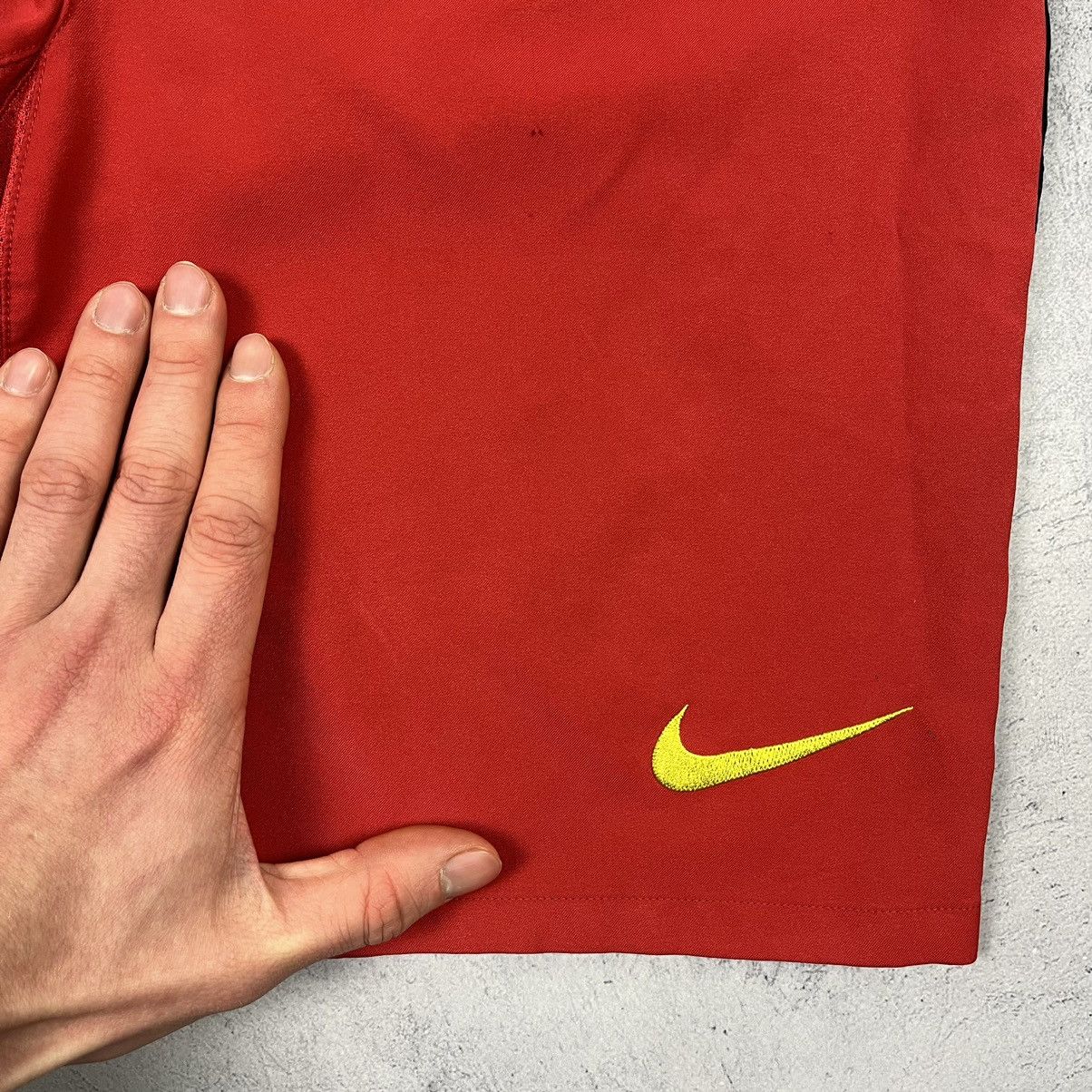 Nike Nike Barcelona Away soccer football shorts 2013/14 Size US 32 / EU 48 - 10 Thumbnail