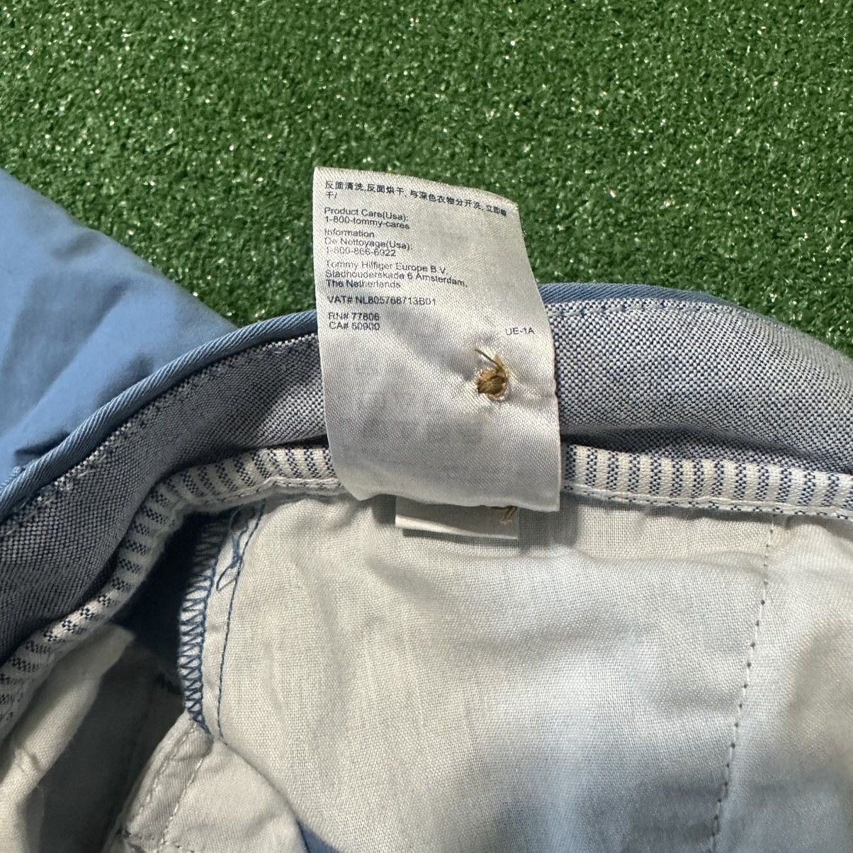 Tommy Hilfiger Tommy Hilfiger Classic Fit Blue Shorts Size US 34 / EU 50 - 4 Thumbnail