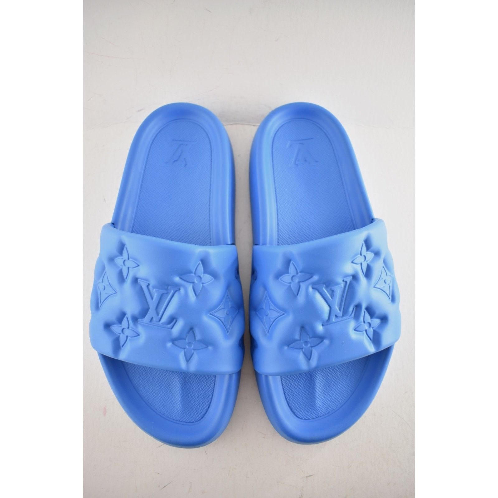 Louis Vuitton Louis Vuitton Waterfront Monogram LV Sandal UK 9 US 10 11 Size US 9 / EU 42 - 9 Thumbnail