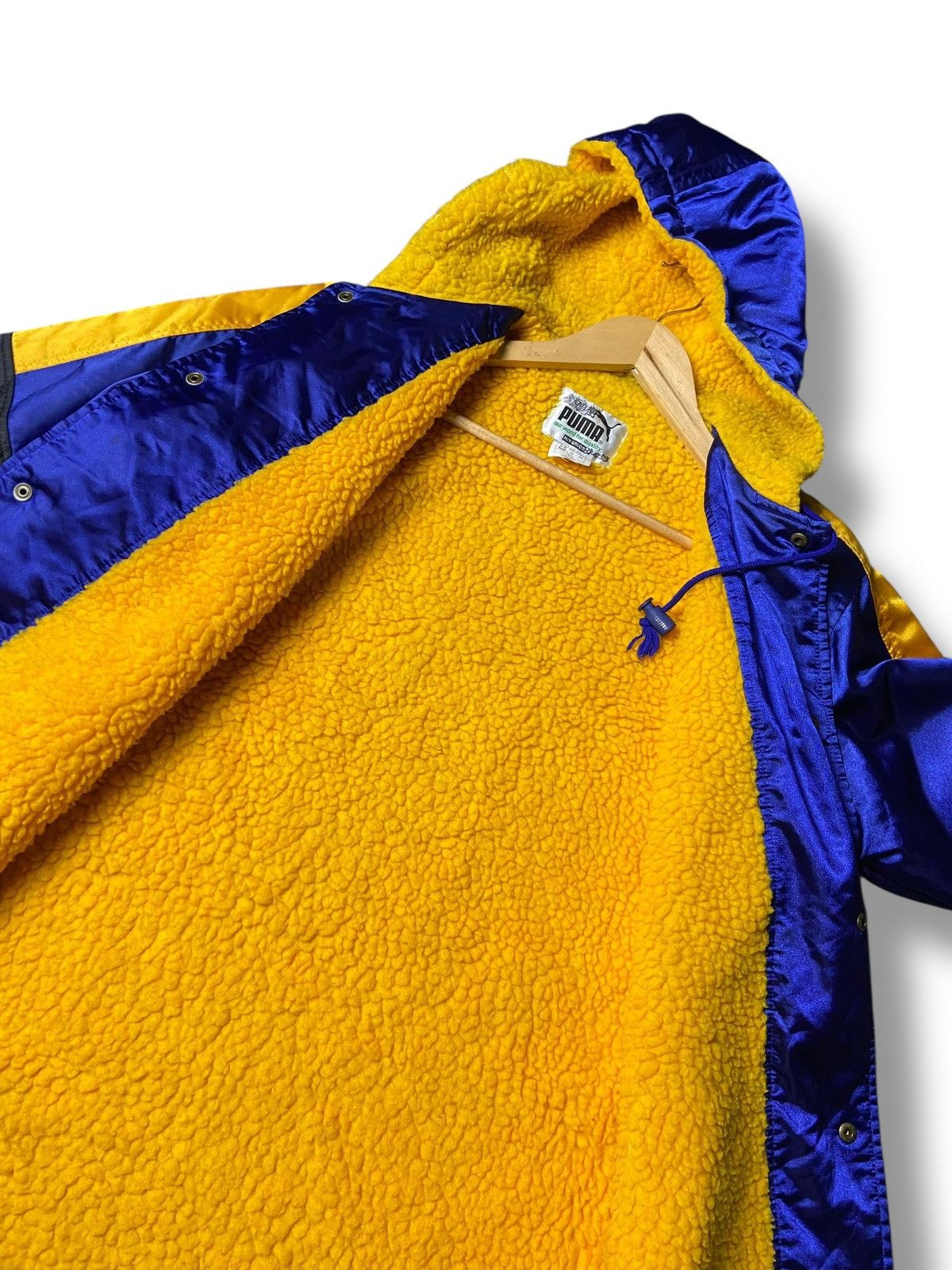 Puma Vintage PUMA Nylon Hooded Jacket (157) Size US S / EU 44-46 / 1 - 5 Thumbnail
