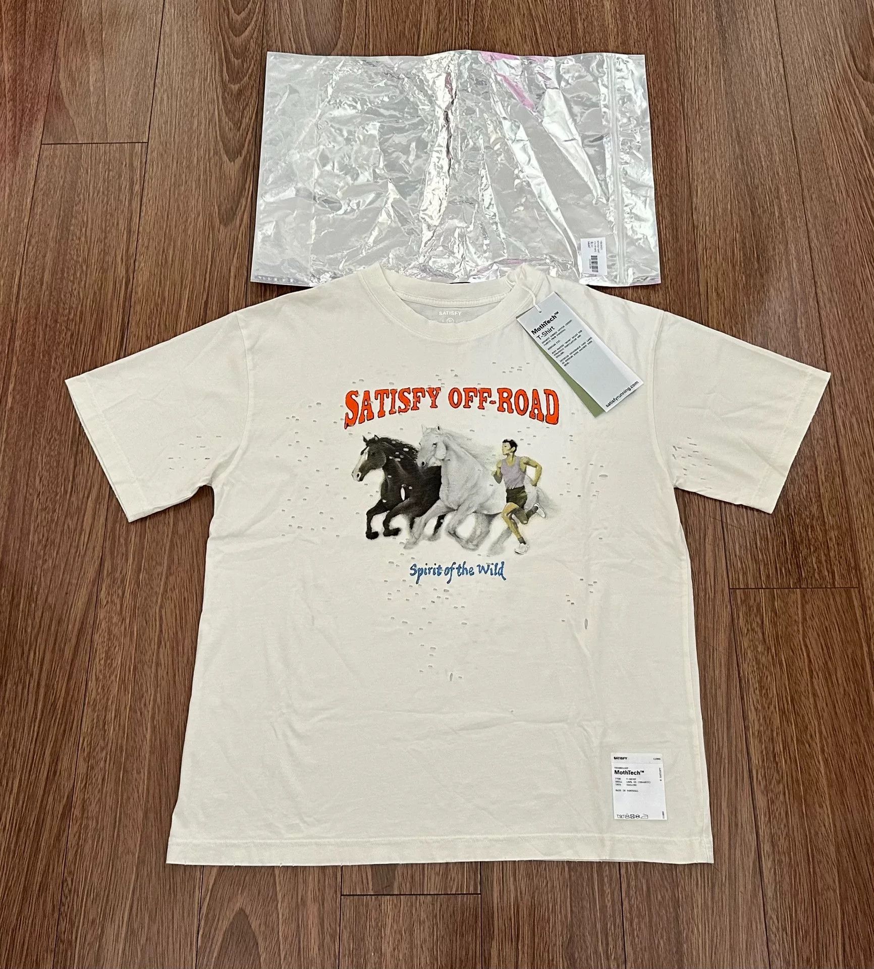 Satisfy satisfy running mothtech short sleeve t-shirt Size US M / EU 48-50 / 2 - 1 Thumbnail