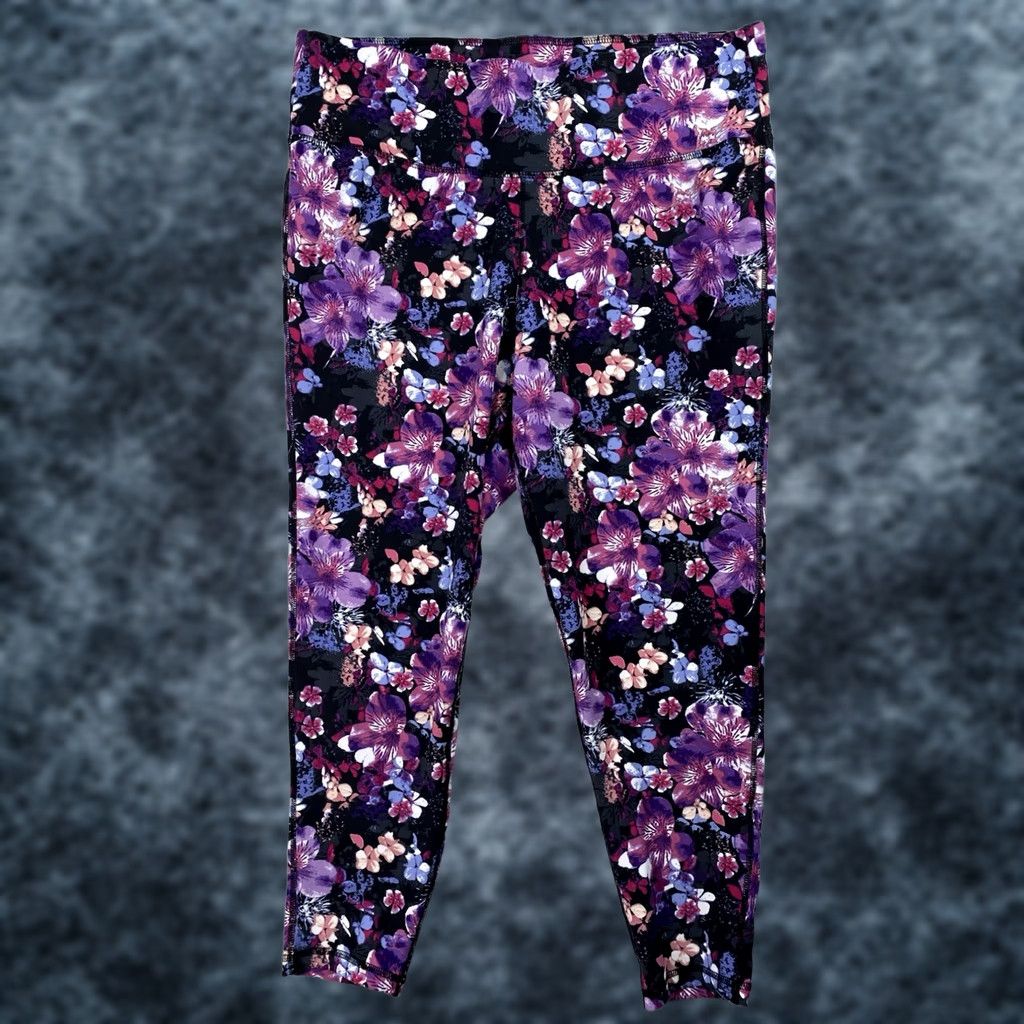 Vintage LIVI Leggings Womens 18/20 Floral Printed High-Rise Capri Pocket Casual Bohemian Flower Print Women's Styles Size 40" / US 18 - 1 Thumbnail