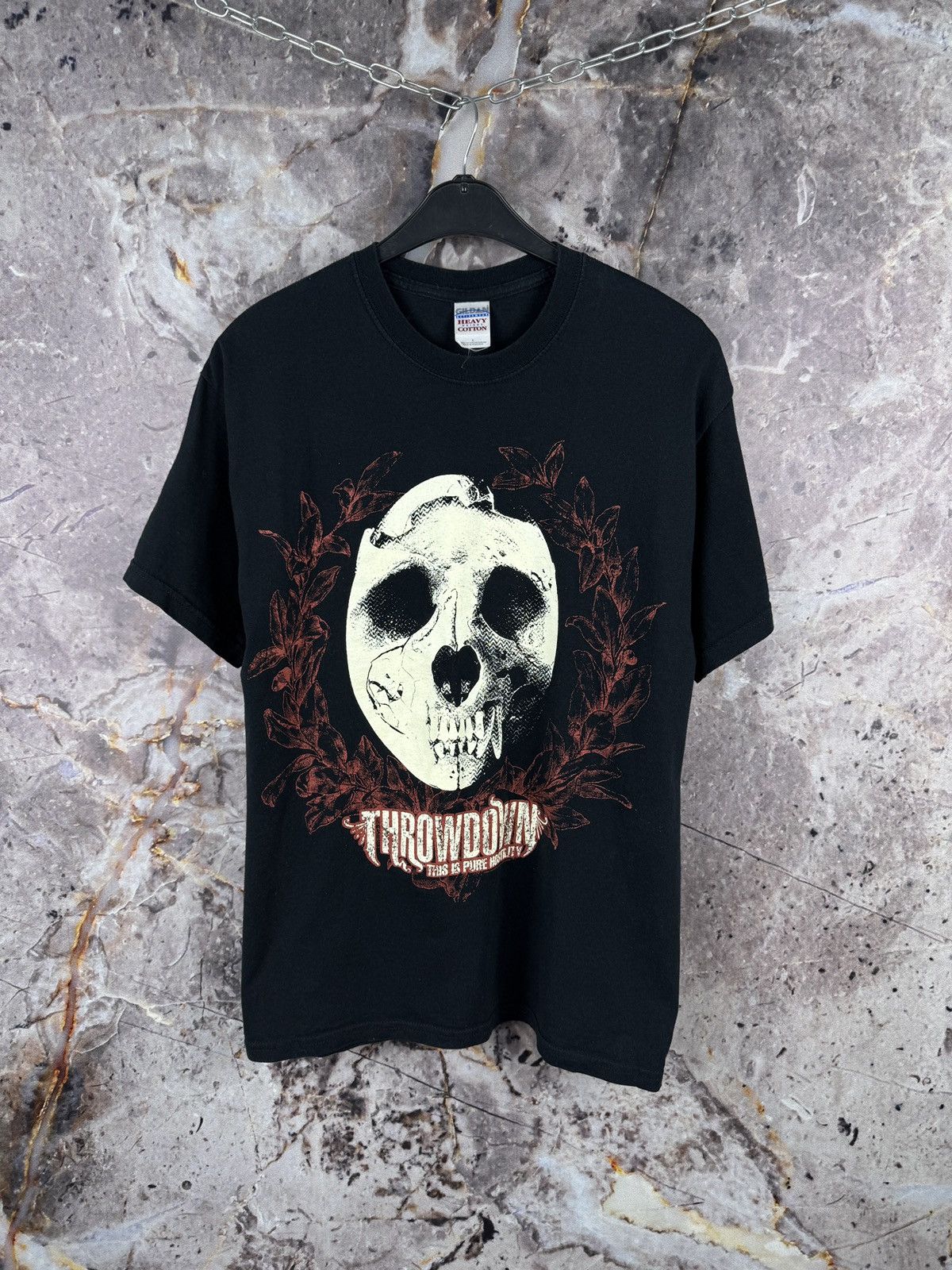 Gildan Throwdown Skull Graphic T-Shirt Heavy Metal Hardcore Tee Size US L / EU 52-54 / 3 - 1 Thumbnail