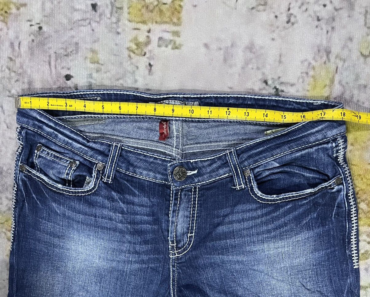 BKE Super Star Flare BKE Distressed Low Rise Denim Size US 36 / EU 52 - 15 Thumbnail