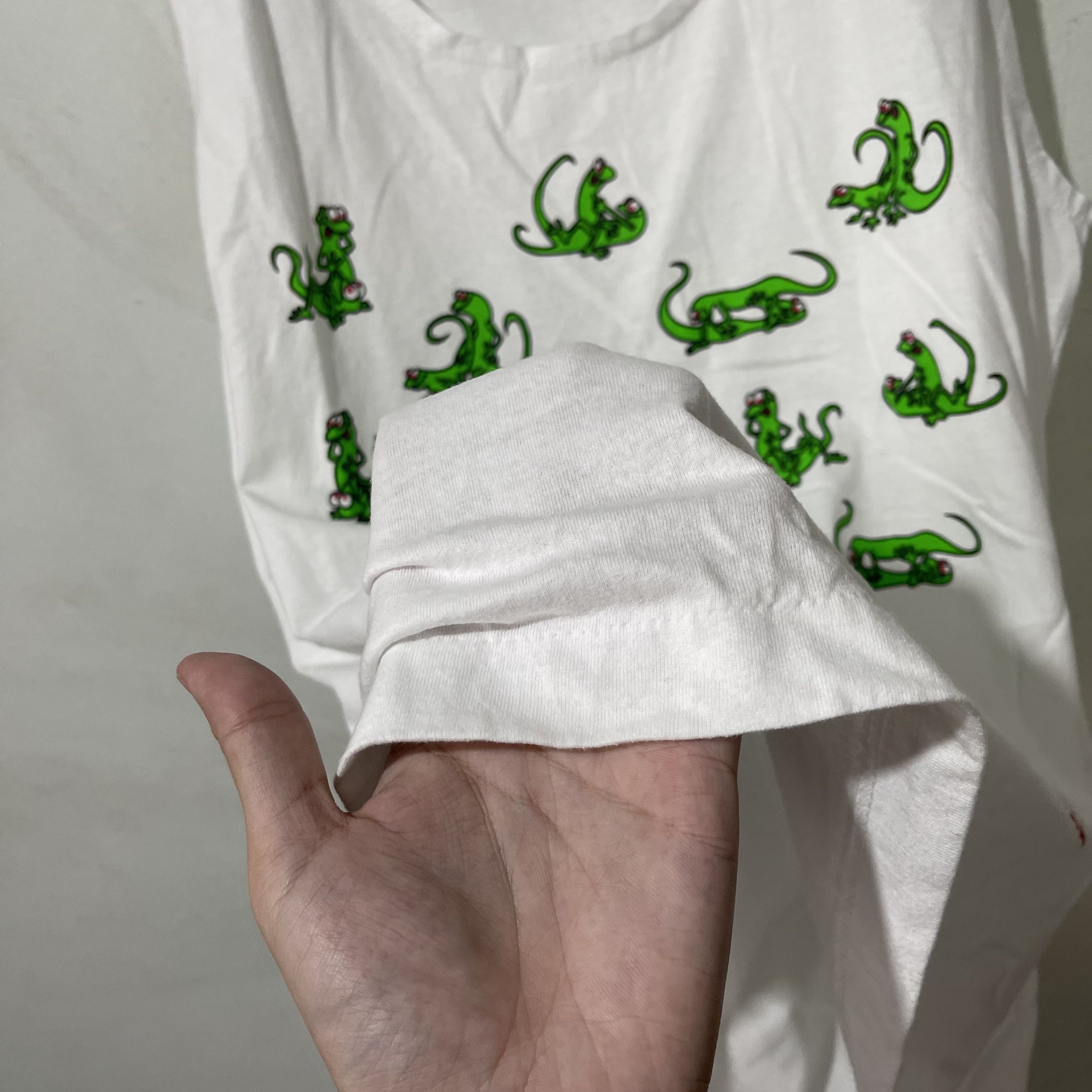 Vintage Vintage 90s Cozumel Lizard Tank T-Shirt Size US L / EU 52-54 / 3 - 6 Thumbnail