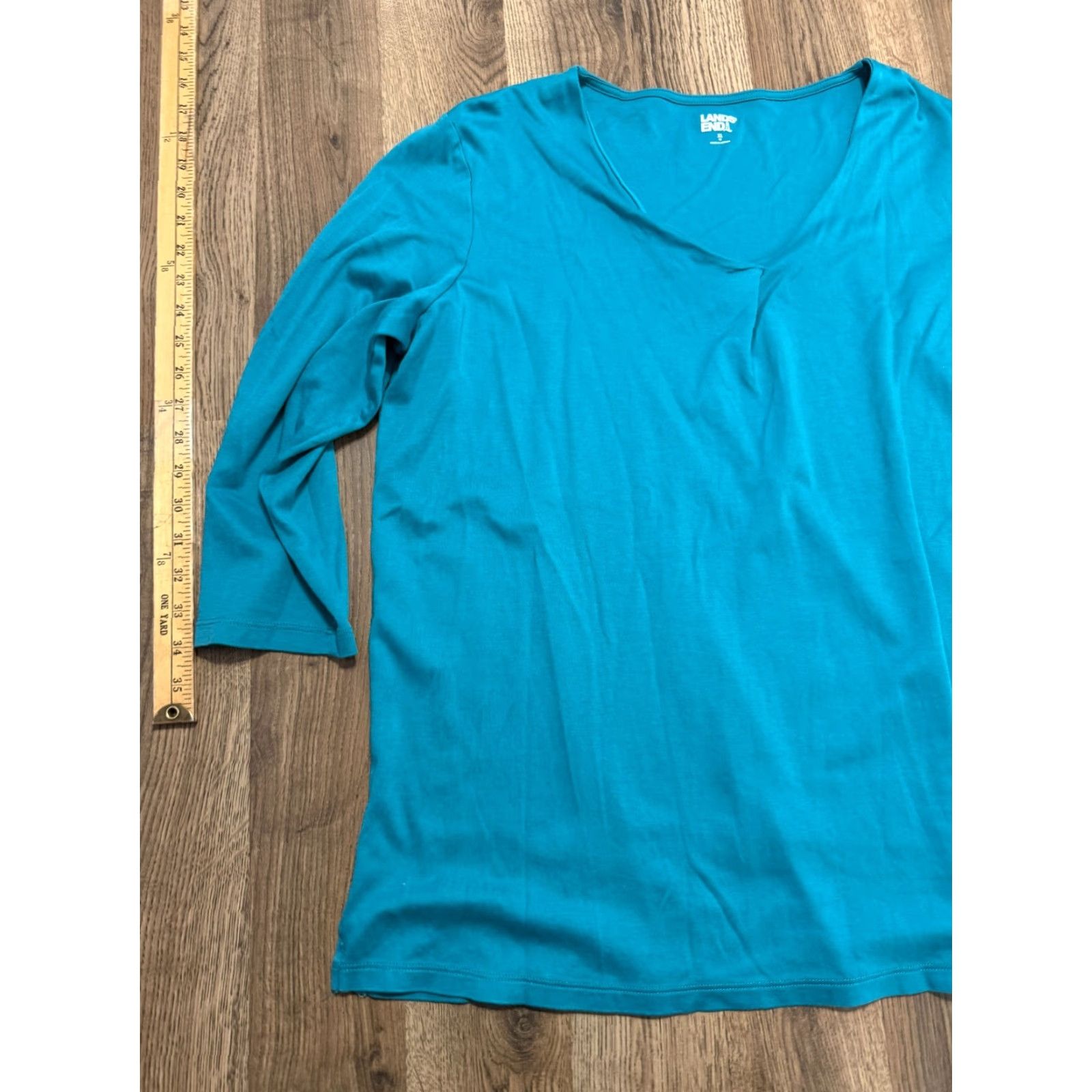 Lands' End VINTAGE not included; Land's End Shirt Women's XL Green V-Neck 3/4 Sleeve Casual Shirt Women XL Green V-Neck 3/4 Sleeve Casual Land's End Size XL / US 12-14 / IT 48-50 - 3 Thumbnail