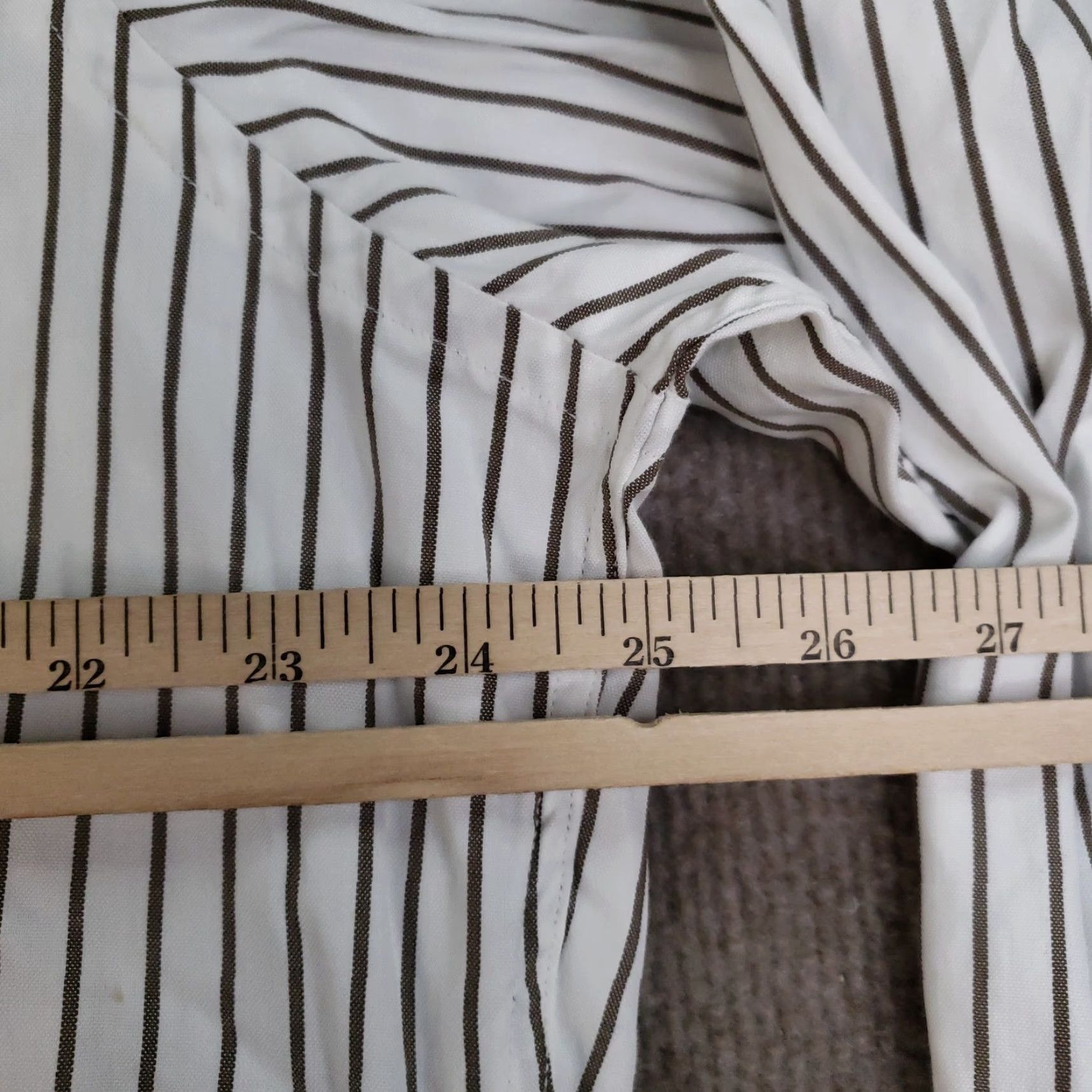 Jos. A. Bank VINTAGE Jos A. Bank Dress Shirt Mens Large 16-33 White Brown Striped Long Sleeve Business Office Size US L / EU 52-54 / 3 - 3 Thumbnail