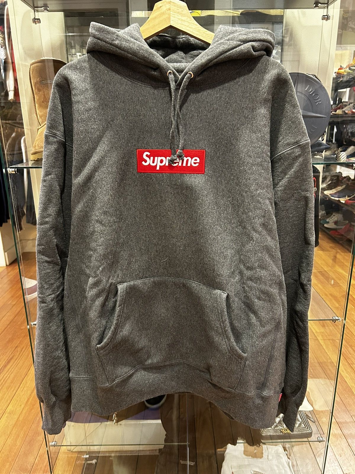 Supreme Supreme Box Logo Dark Grey Size US XL / EU 56 / 4 - 1 Thumbnail