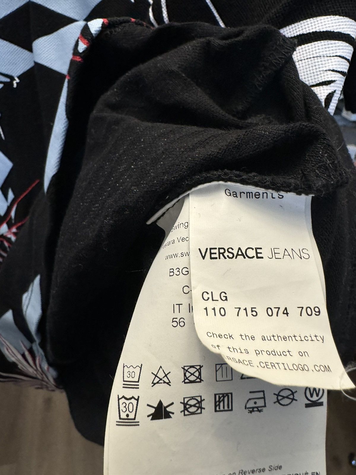 Versace Versace Jeans Black Polo with Red and Blue Pattern Size US L / EU 52-54 / 3 - 2 Thumbnail