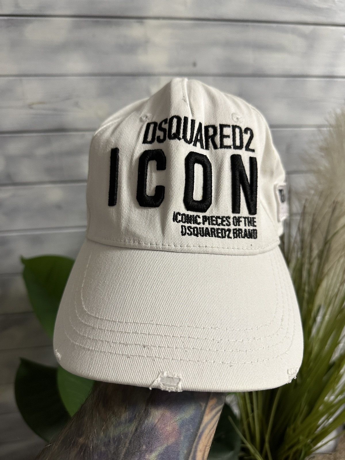 Dsquared2 Rare Luxury Cap DSQUARED2 ICON Made In Italy. Size ONE SIZE - 2 Thumbnail