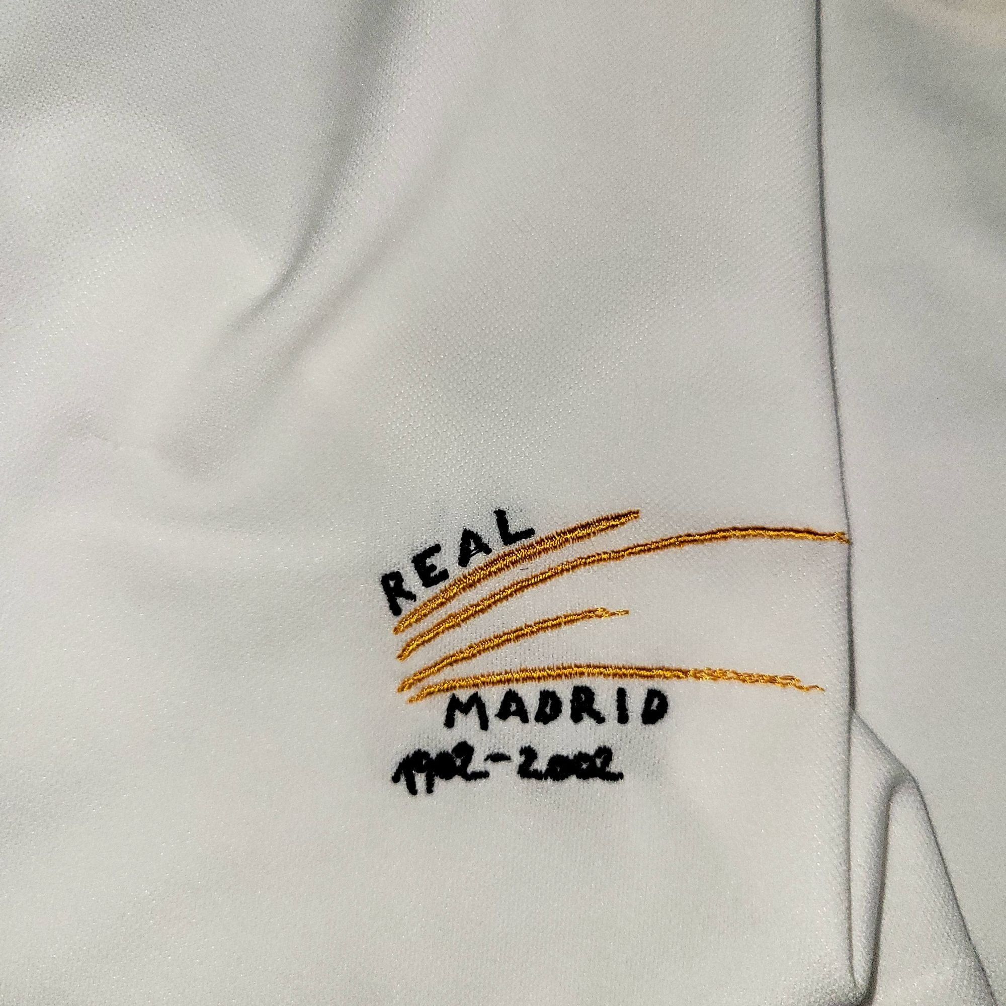 Adidas Zidane Real Madrid CENTENARY 2001 2002 Soccer Jersey XL Size US XL / EU 56 / 4 - 4 Thumbnail