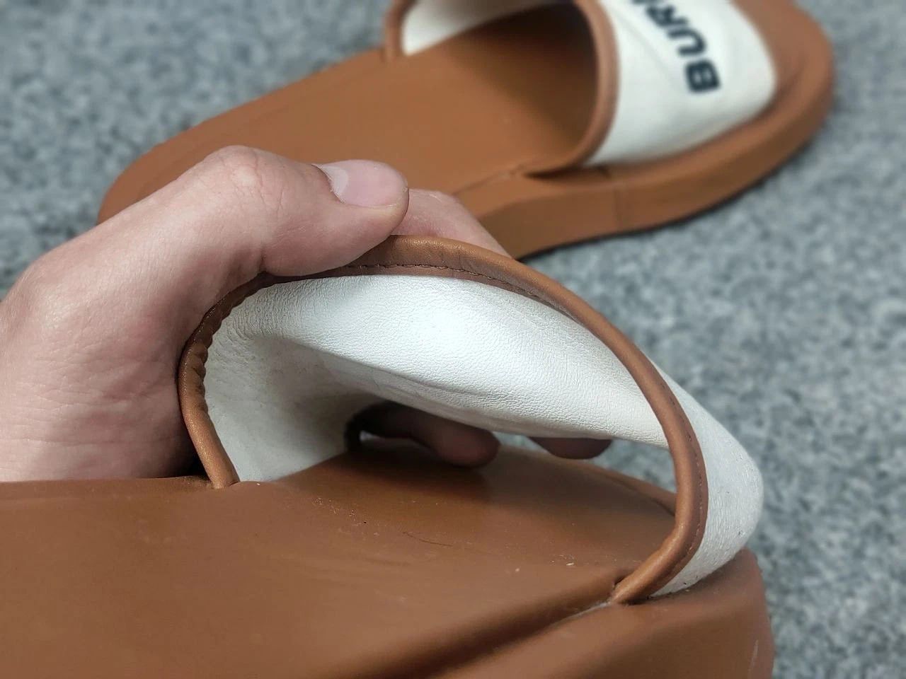 Burberry Burberry Buckingham Brown Logo Slides in Canvas & Leather Size US 9 / IT 39 - 15 Thumbnail