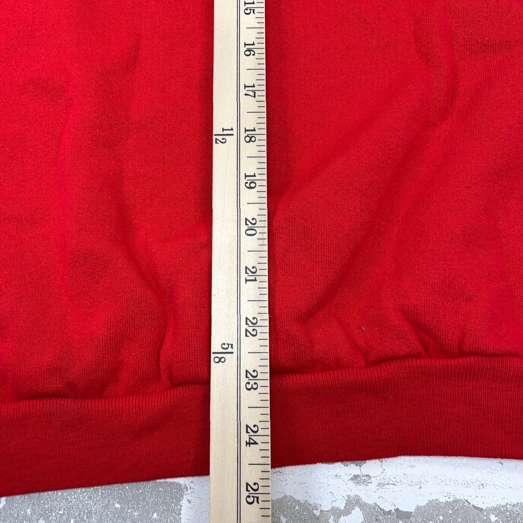 Tultex VINTAGE Tultex 90s Red Sweatshirt Men Large Pullover Fleece Crewneck Heavyweight Classic Retro USA Size US L / EU 52-54 / 3 - 7 Thumbnail