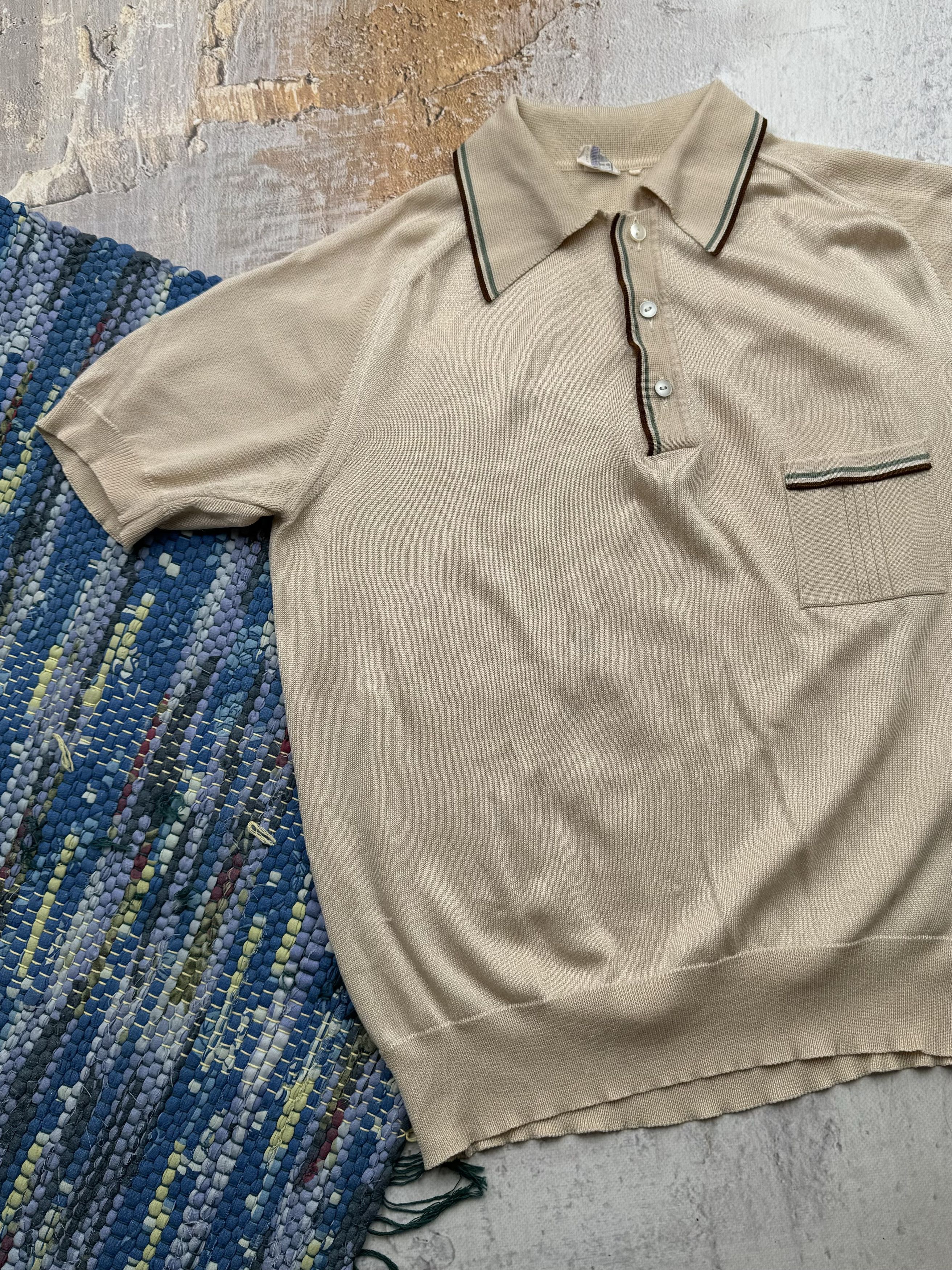 Vintage Vintage Retro Style Polo Tee A143(189) Size US S / EU 44-46 / 1 - 2 Thumbnail