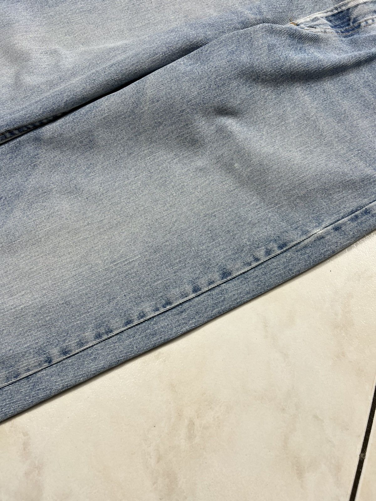 Levi's Vintage 90s Levi’s 550 light blue washed distressed jeans Size US 33 - 14 Thumbnail