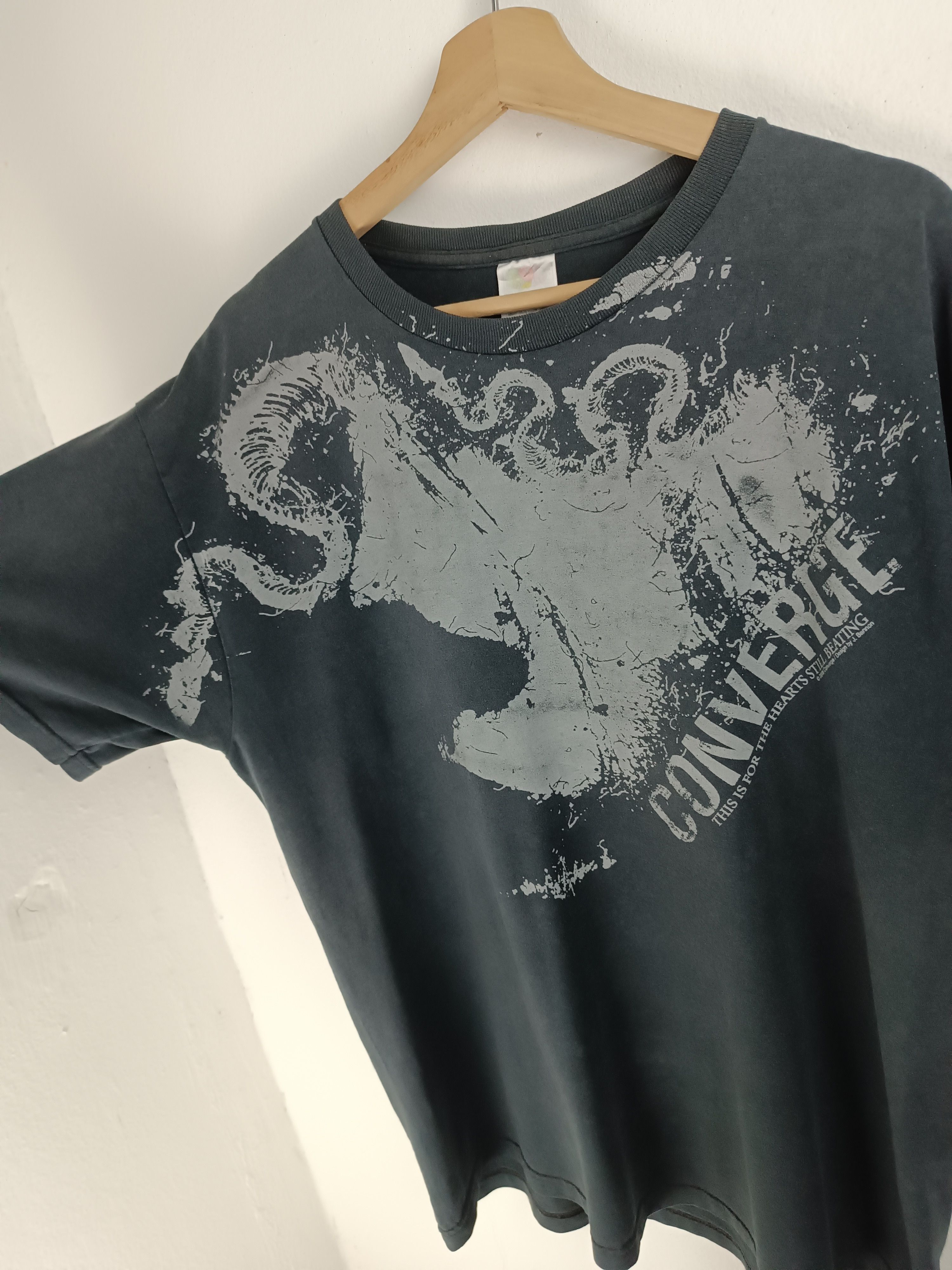 Band Tees VINTAGE 2005 CONVERGE FADED VERY RARE TEE BOTCH CAVE IN Size US L / EU 52-54 / 3 - 10 Thumbnail