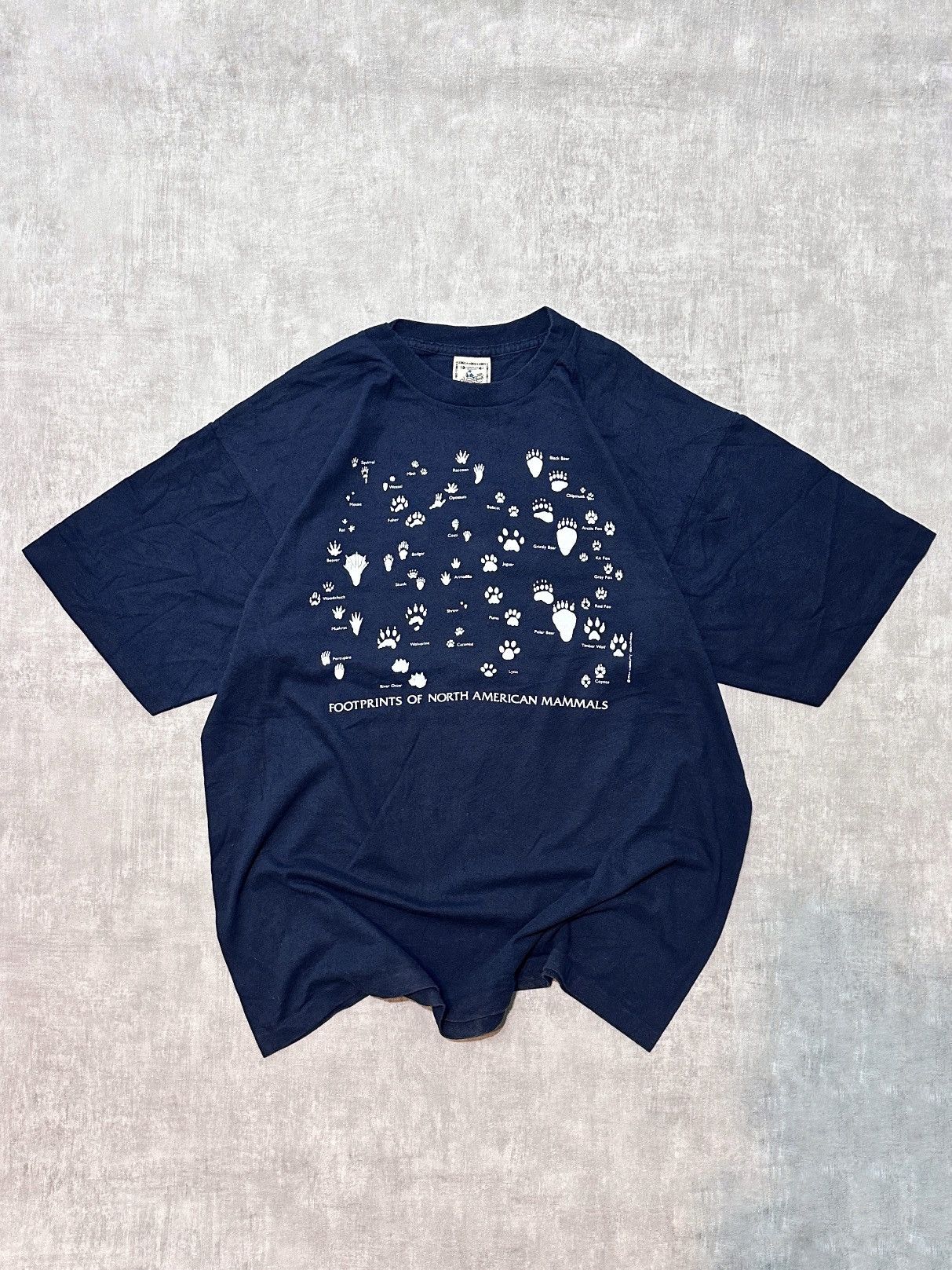 Other Ultra Rare 3D Emblem style Footprint of American Mammals Tee Size US XL / EU 56 / 4 - 1 Thumbnail