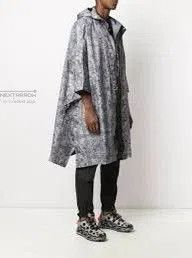White Mountaineering white mountaineering bandana printed poncho. Size XXS / US 00 / IT 34 - 6 Thumbnail
