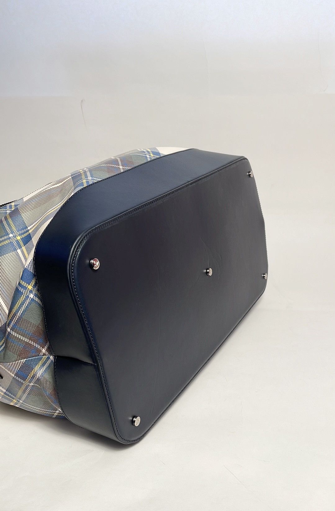 Vivienne Westwood Vivienne Westwood GREEN/blue Tartan Duffle bag NWT SS13 Size ONE SIZE - 15 Thumbnail