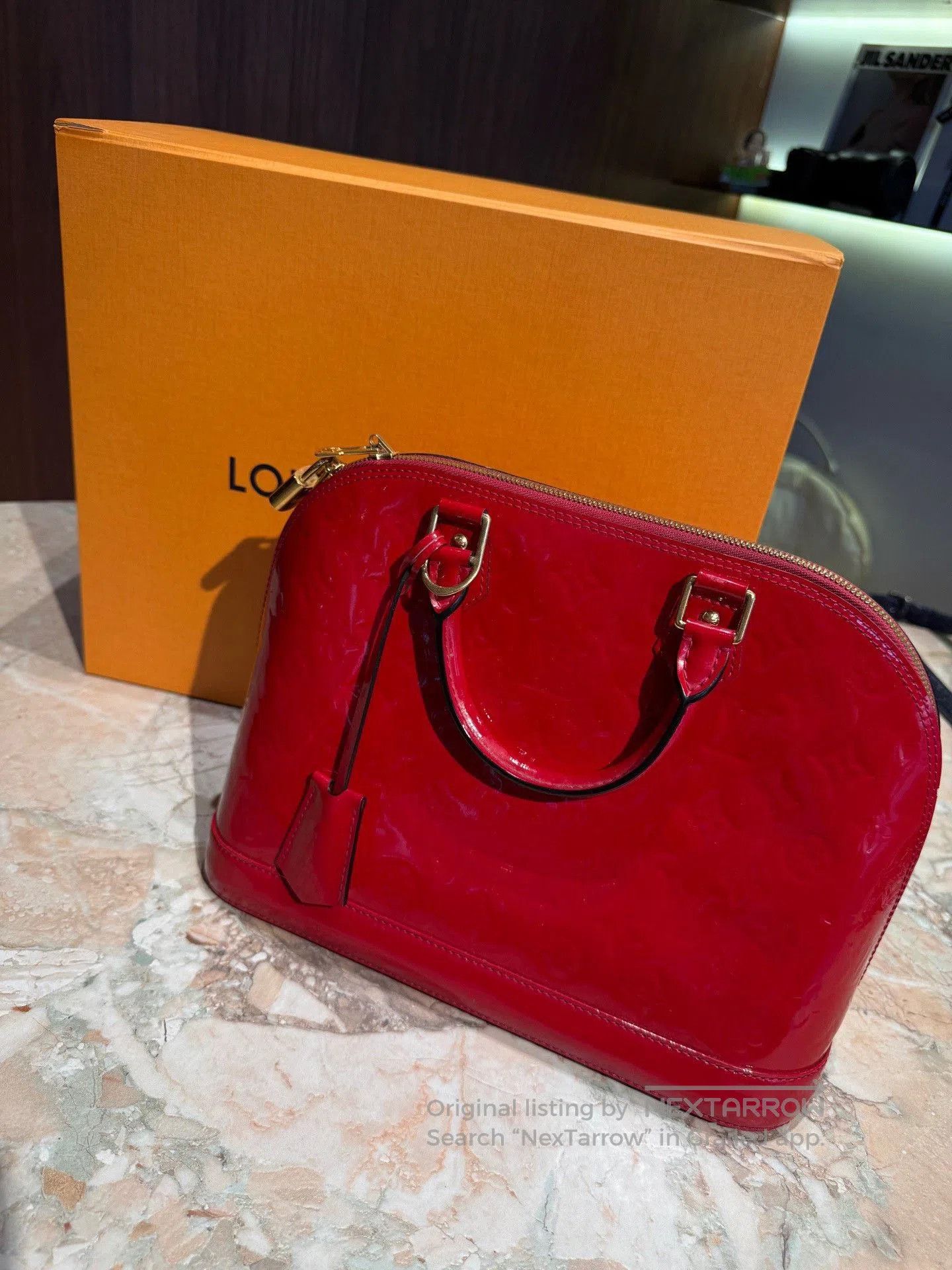 Louis Vuitton LV Alma Patent Leather Red Shell Bag. Size ONE SIZE - 2 Thumbnail