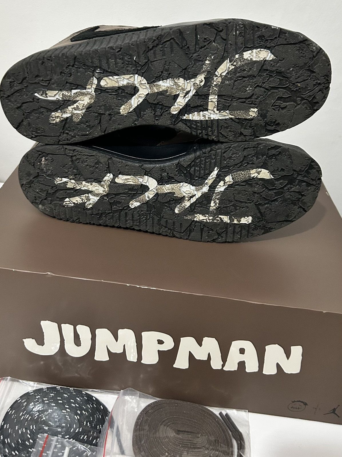 Travis Scott Travis Scott x Jordan Jumpman Jack TR Dark Mocha Uk7.5 Size US 7.5 / EU 40-41 - 7 Thumbnail