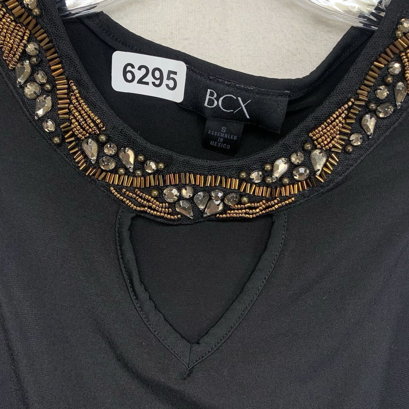 Vintage BCX Tank Top Women Black Small Beaded Sequin Embellished Round Neck Sleeveless Lightweight Pullover Casual Party/Cocktail Size S / US 4 / IT 40 - 4 Thumbnail