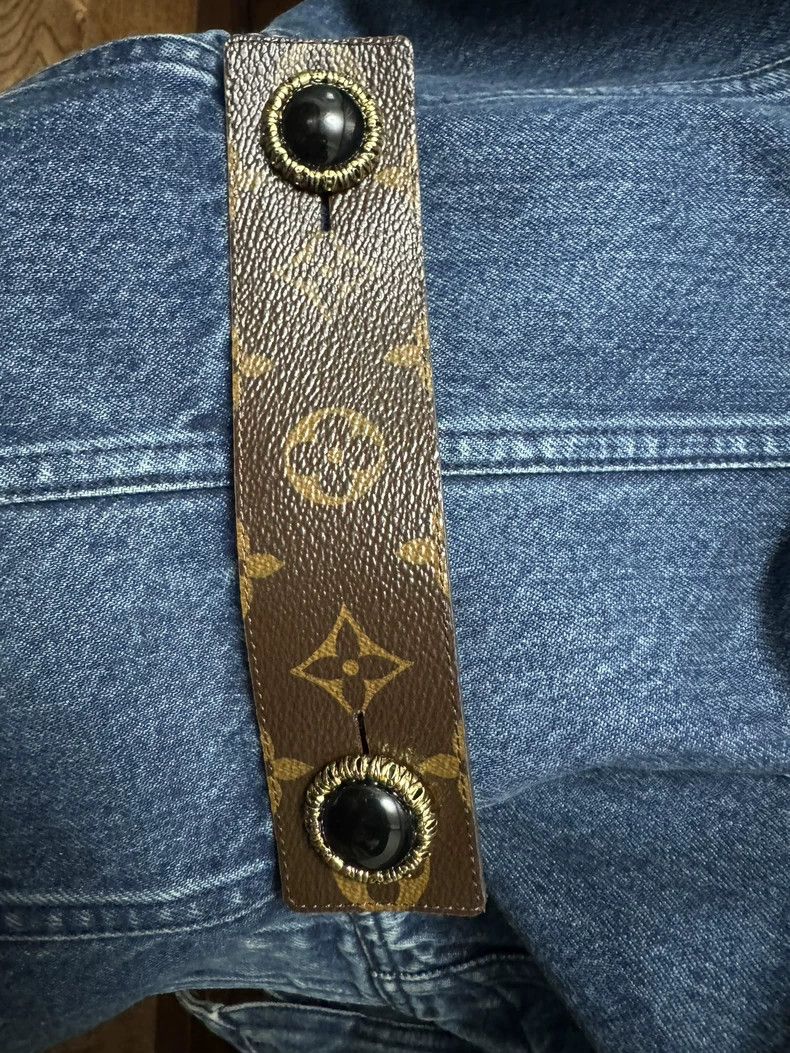 Louis Vuitton Louis Vuitton Blue patchwork denim jacket 2503-Nextarrow Size XS / US 0-2 / IT 36-38 - 5 Thumbnail