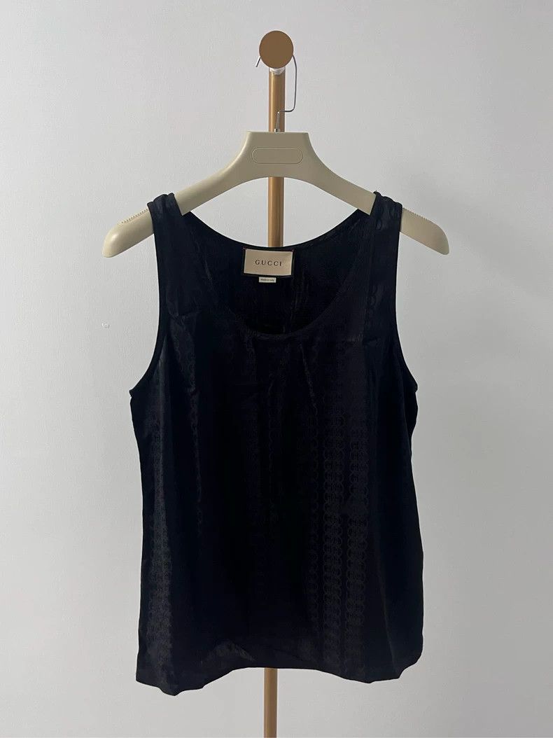 Gucci Gucci Black full-printed logo vest 2504-Nextarrow Size L / US 10 / IT 46 - 1 Thumbnail