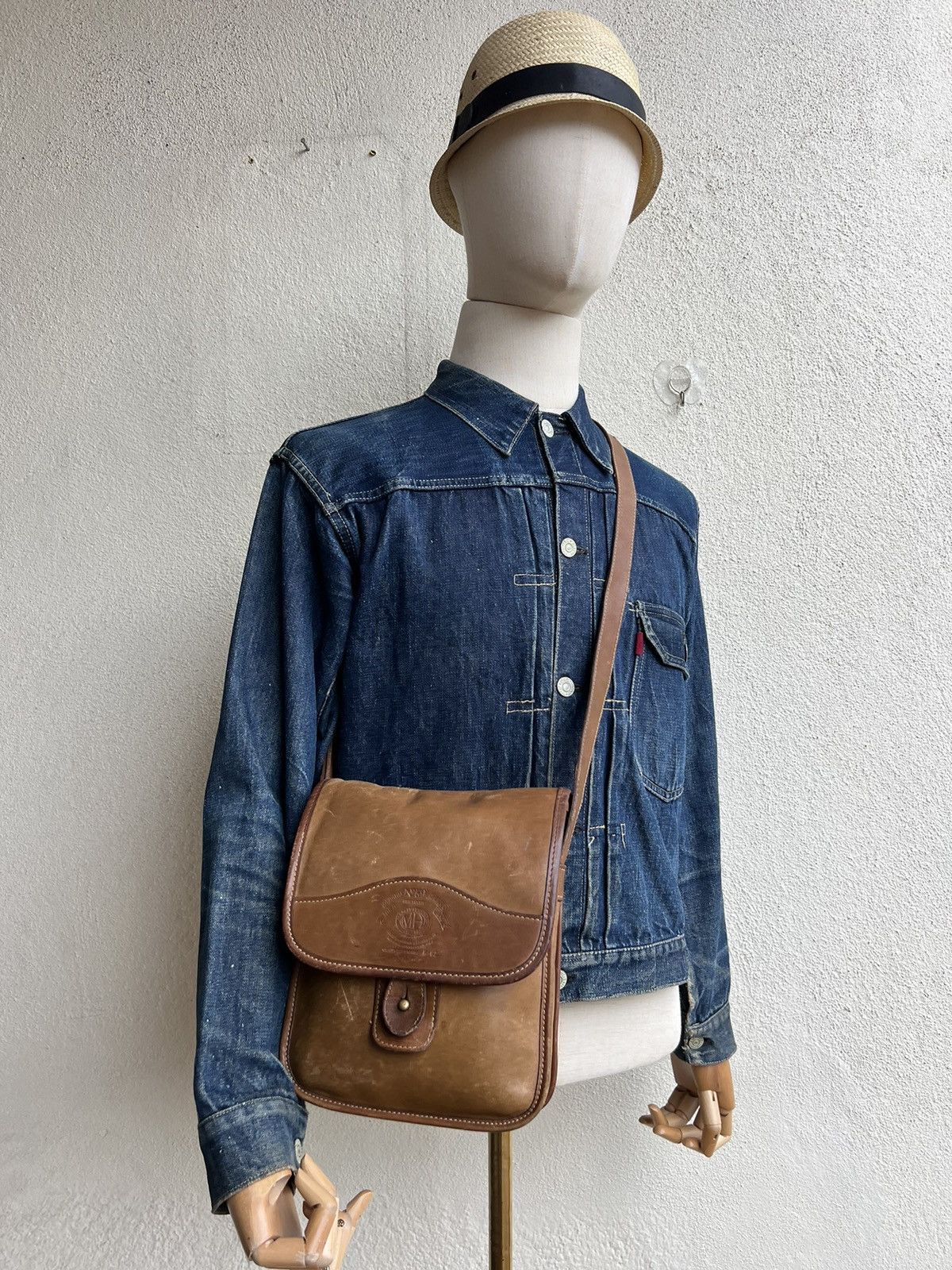 Leather × Vintage Vintage Gurkha Marley Hodgson Distressed Leather Bag Size ONE SIZE - 21 Thumbnail