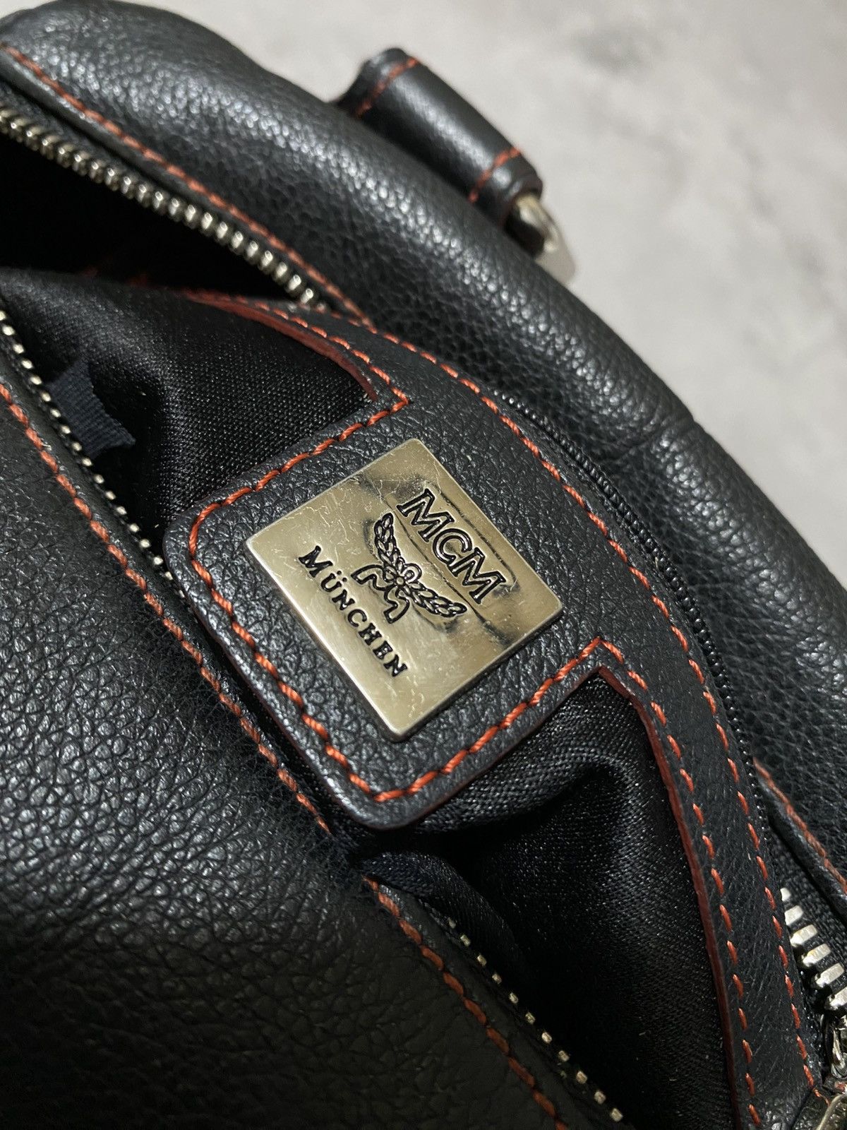 MCM MCM SMALL BOSTON BAG IN BLACK PEBBLED LEATHER Size ONE SIZE - 8 Thumbnail