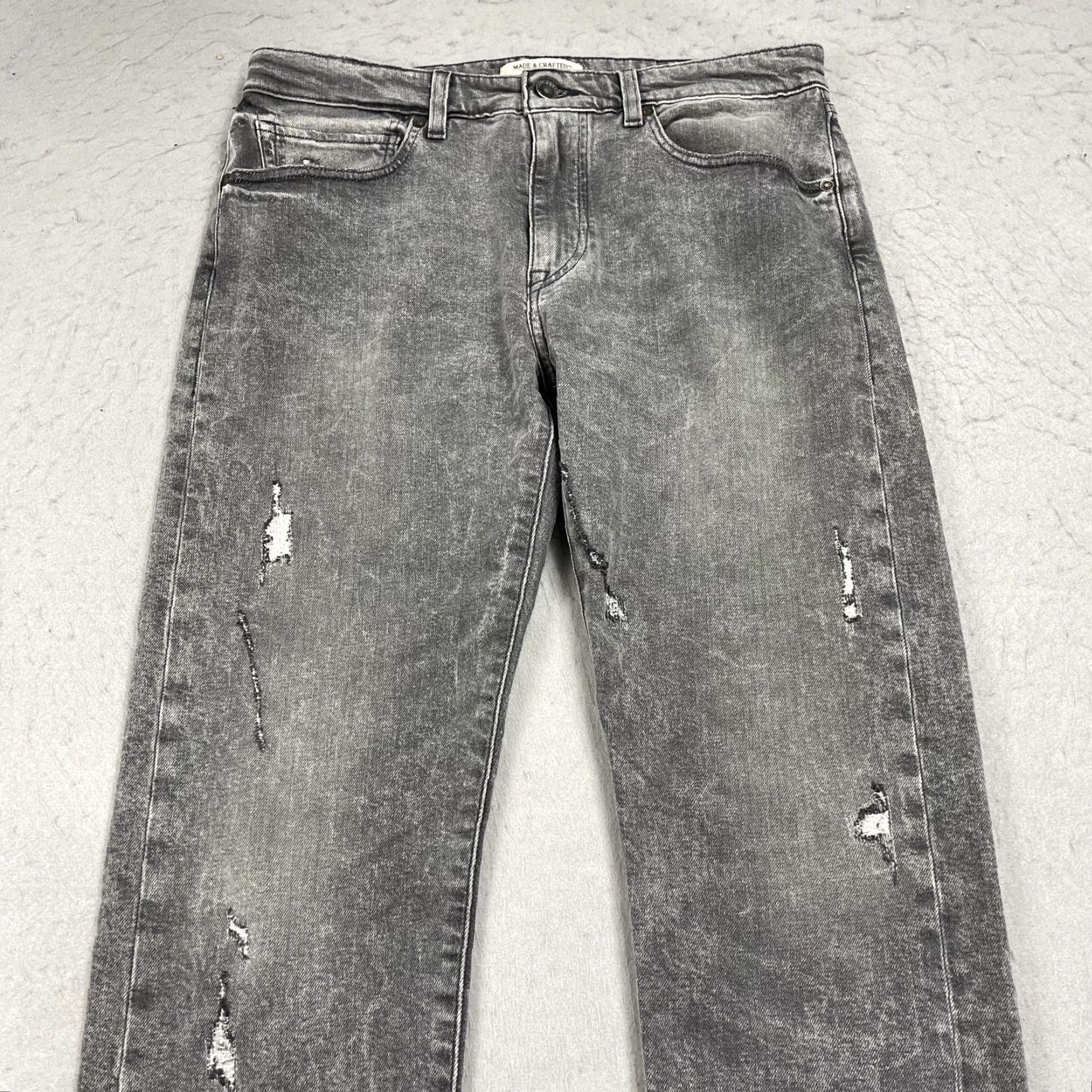 Levi's VINTAGE? Nope, not vintage. Levis Made & Crafted Jeans Mens 32x34 Gray Shuttle Slim Straight Ripped Italy Size US 32 / EU 48 - 2 Thumbnail
