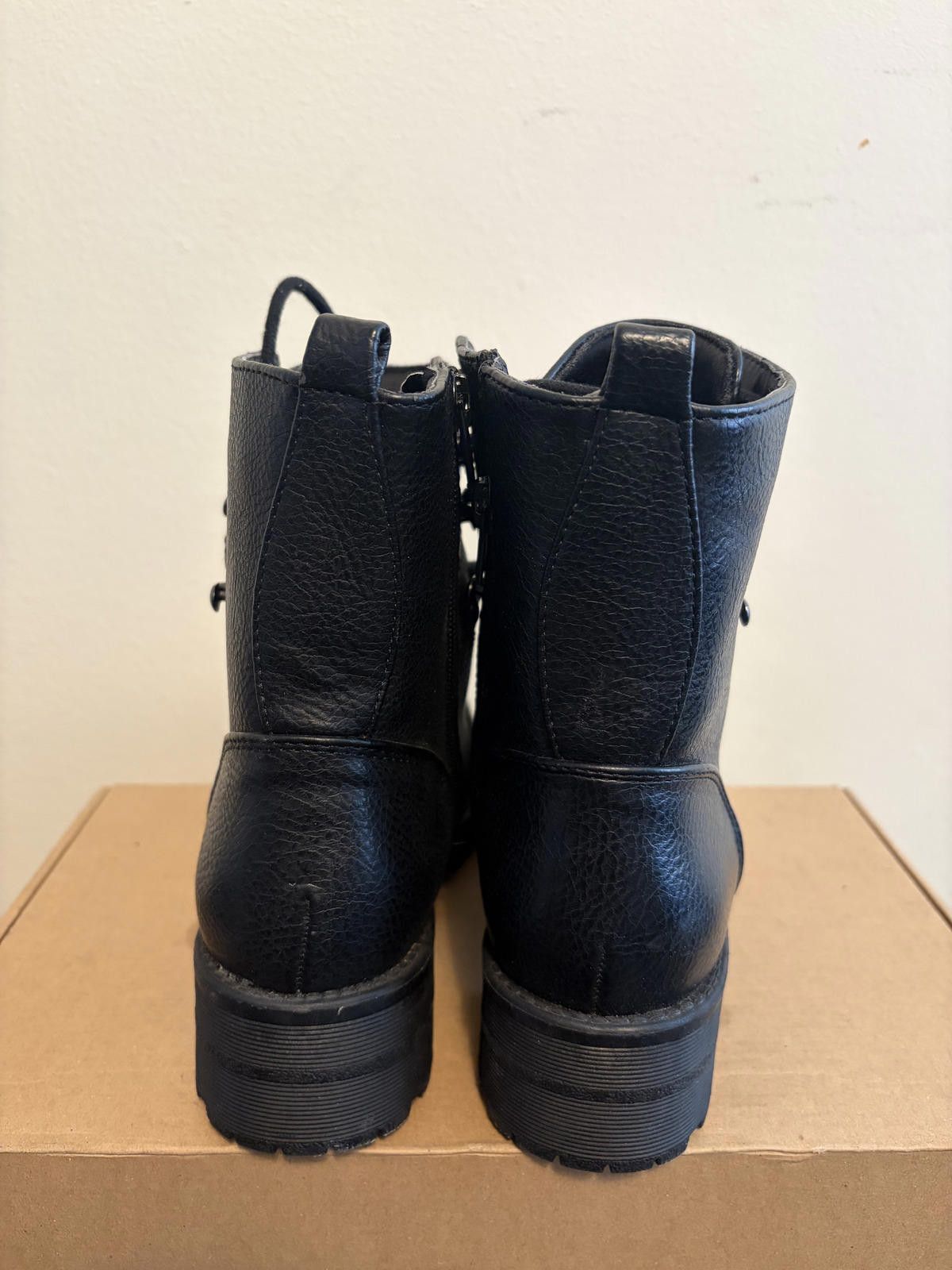 Miansai MIA Women's Blk Textured Combat Boots (Size 6) Size US 6 / IT 36 - 4 Thumbnail