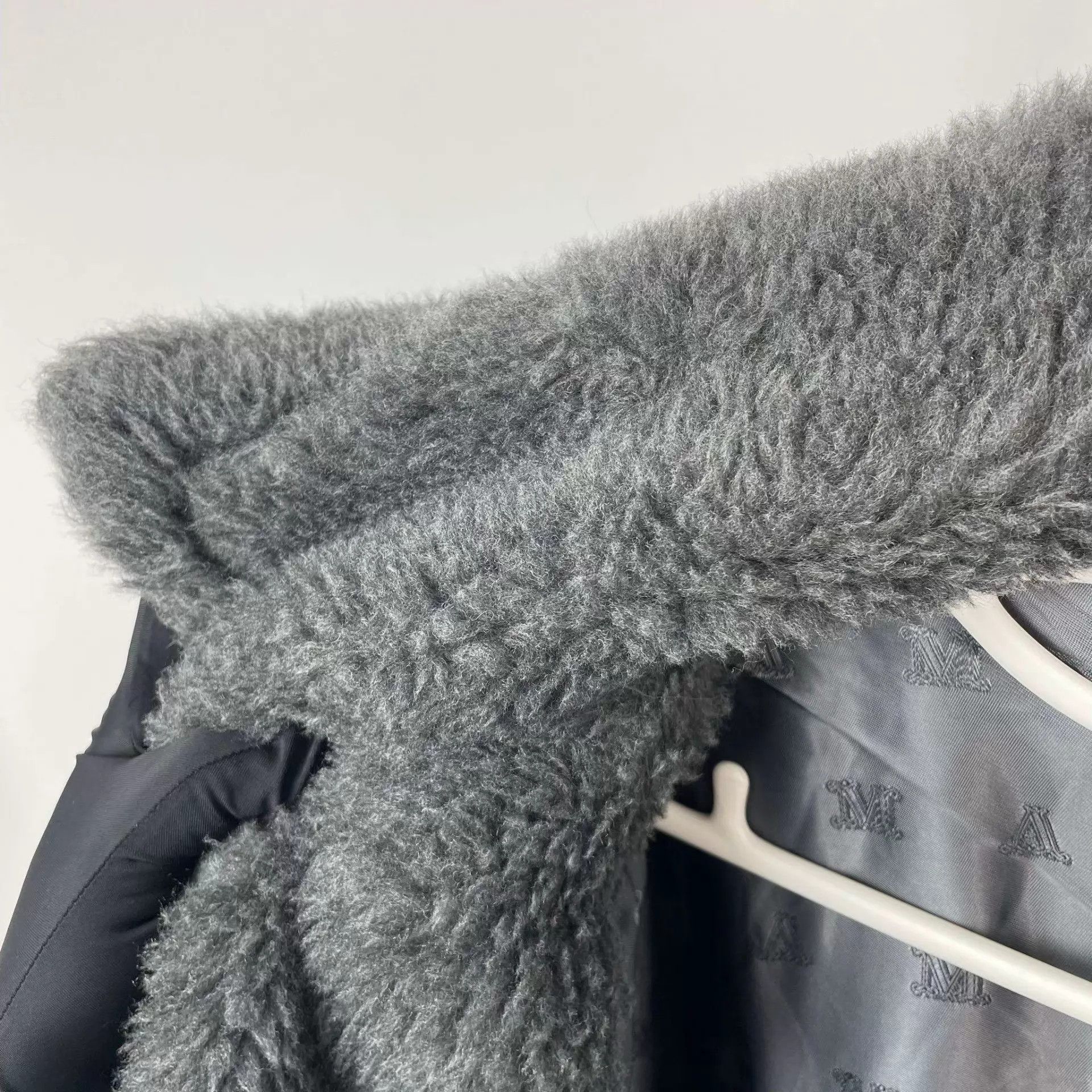 Max Mara MaxMara Teddy Bear Coat M Gray Size M / US 6-8 / IT 42-44 - 9 Thumbnail