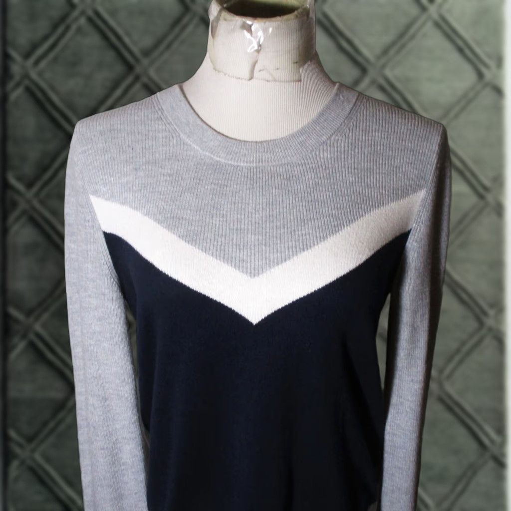 Banana Republic Banana Republic Gray Blue Cotton Long Sleeve Sweater S Women Crew Neck Pullover All Seasons Size S / US 4 / IT 40 - 1 Thumbnail